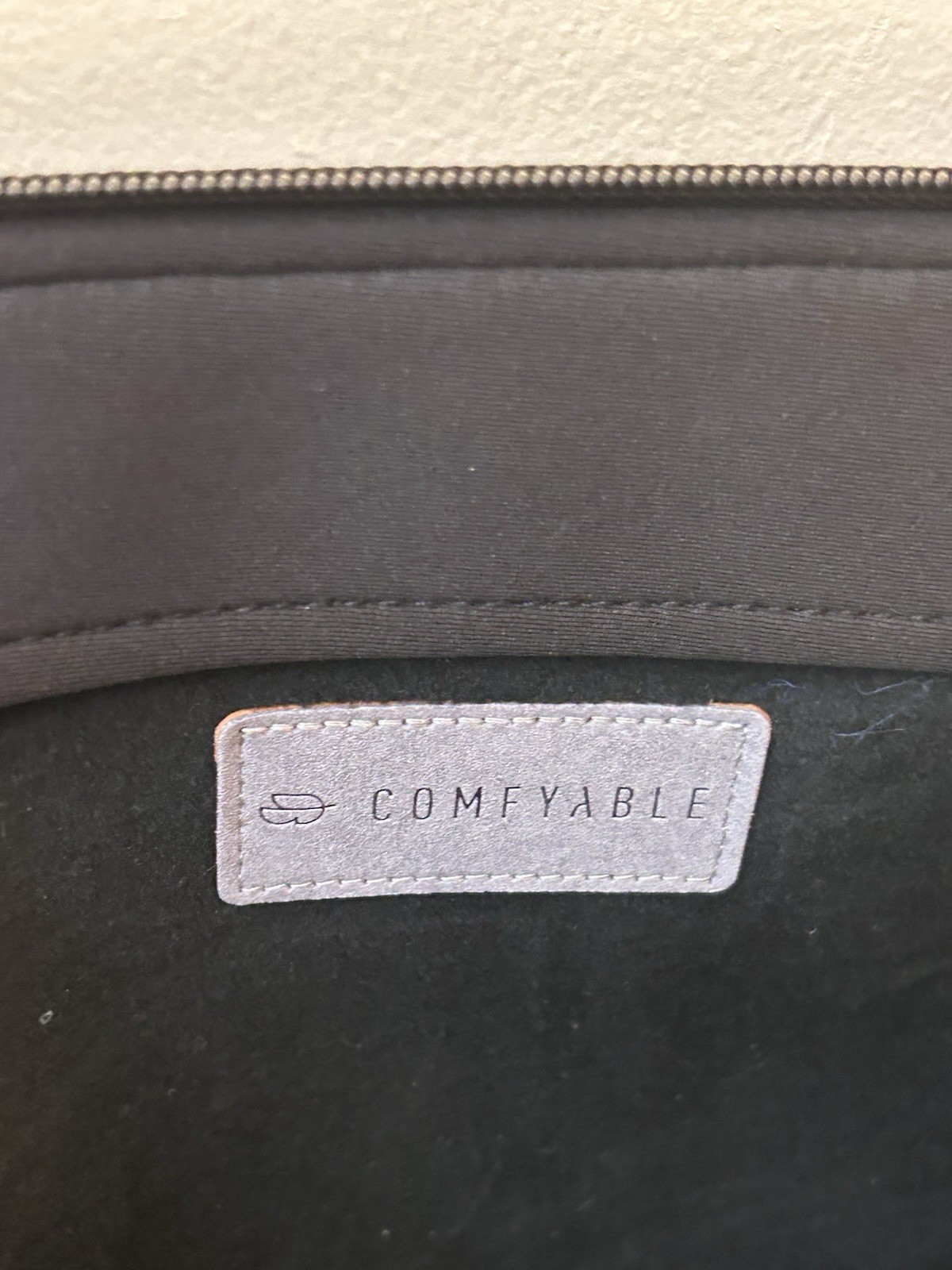 Comfyable Laptop Sleeve 13” Slim Padded Faux Leather Case Pouch Black LIKE N3W