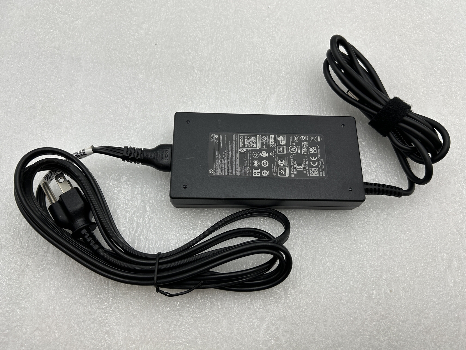 HP Thunderbolt 120W G2 Docking Station HSN-iX01 with 120w AC Adapter – Free S/H