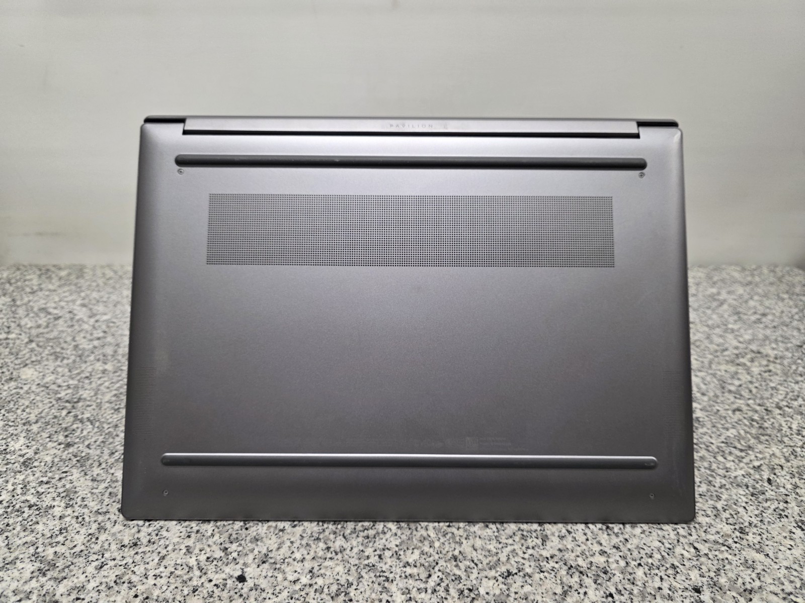 HP Pavilion 16-ag0070wm 16″ Laptop Ryzen 7 512GB SSD Win11 8GB RAM