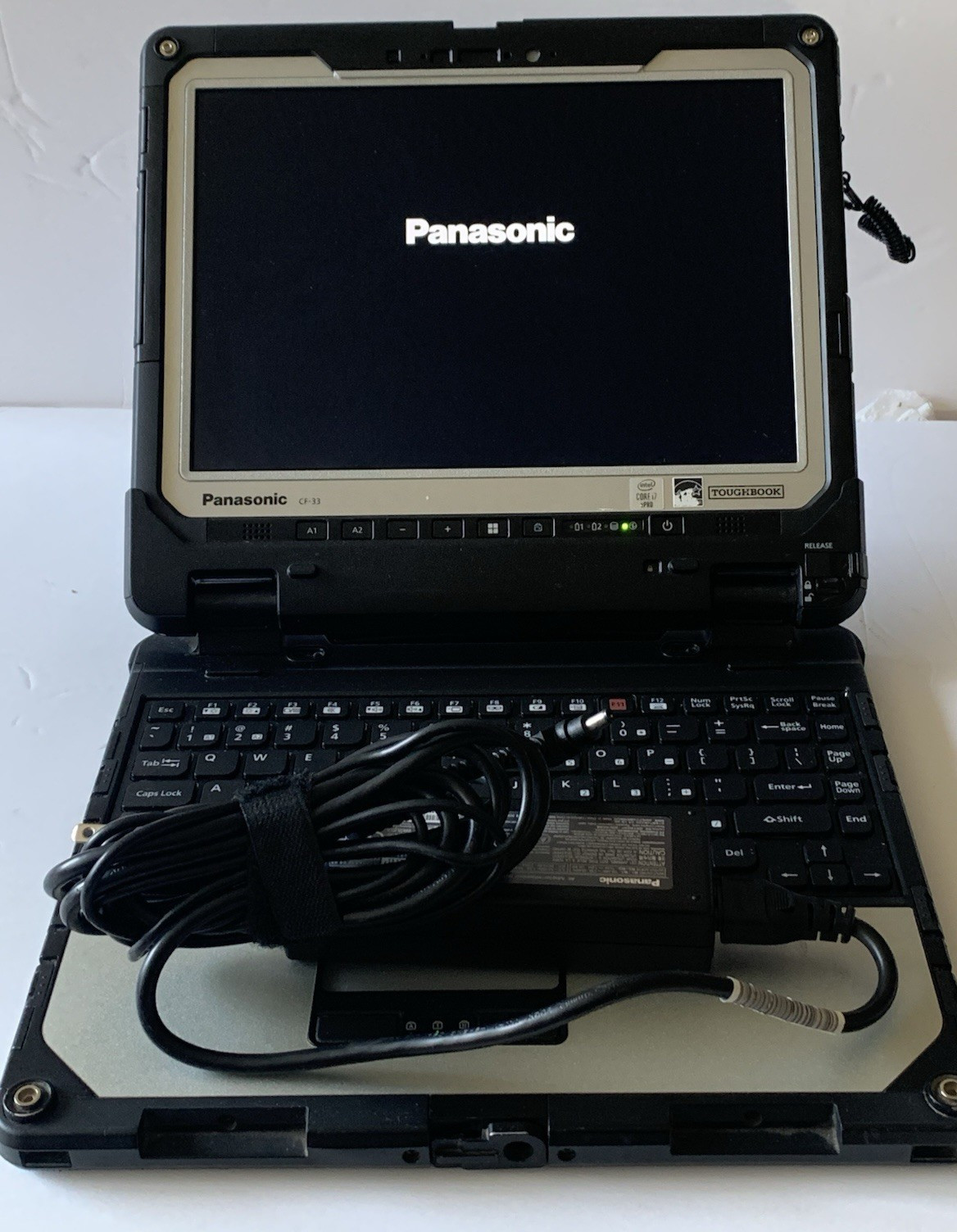 Panasonic Toughbook CF-33 i7-10810U 1.10GHz 512GB SSD 32GB Ram 4G GPS Touch Good