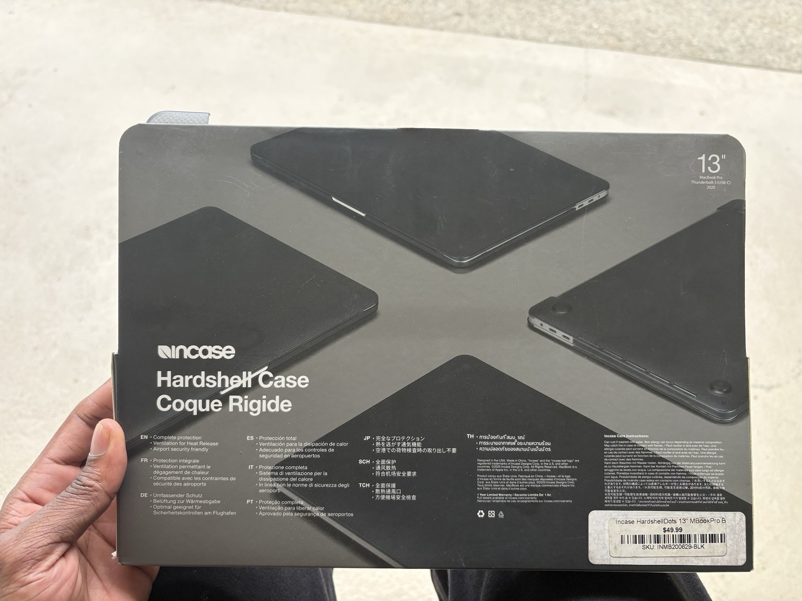 Incase Black Hard Shell Case w/ Ventilation for 13 in MacBook Pro 2020