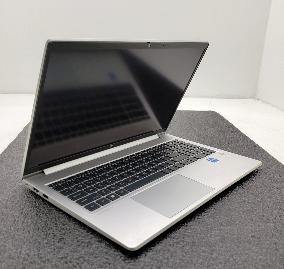 HP ProBook 450 G8 Notebook Intel i5-1135G7 16GB RAM 512GB SSD Windows 11 Pro.
