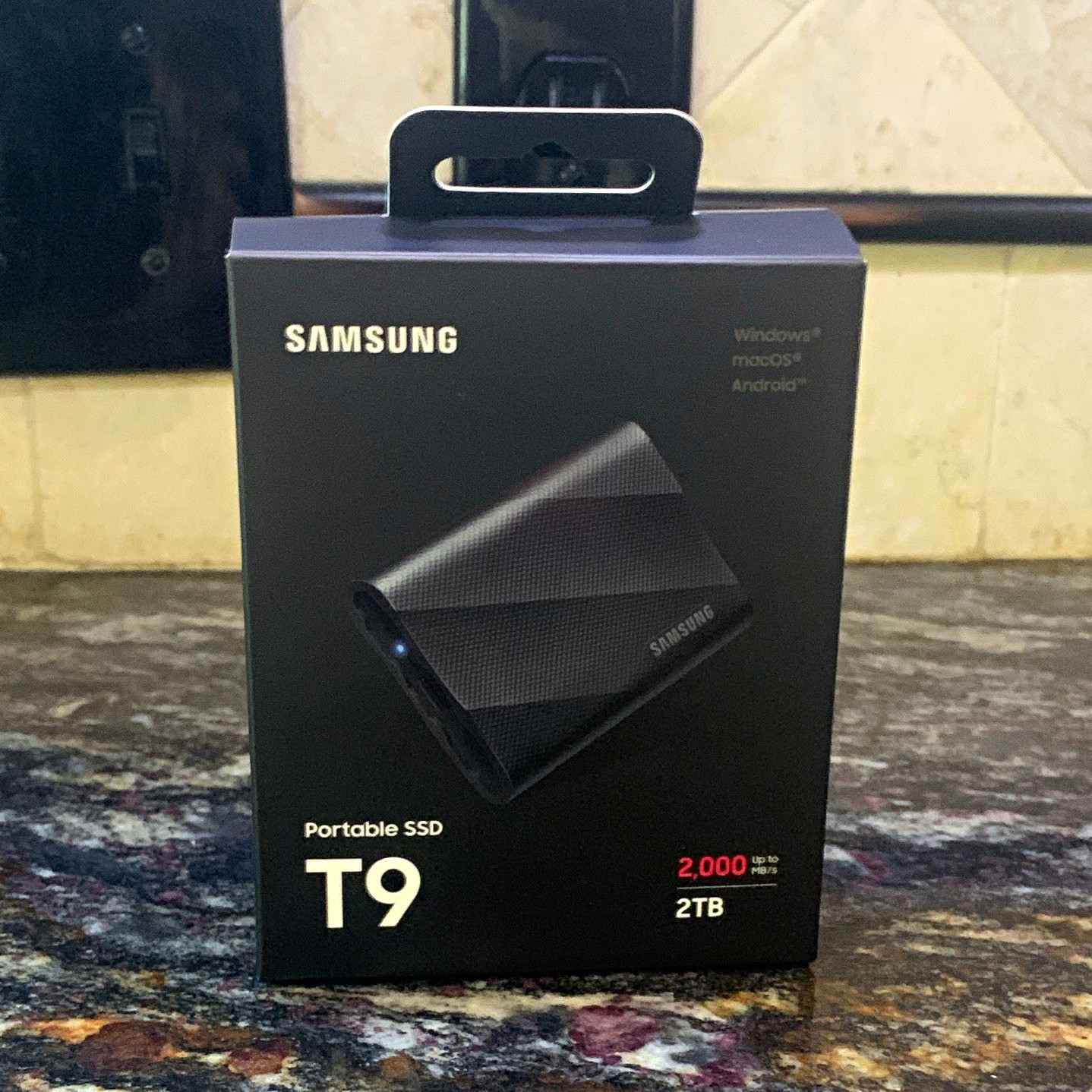 Samsung T9 2TB Portable External SSD USB 3.2 Gen 2×2 USB-C Black