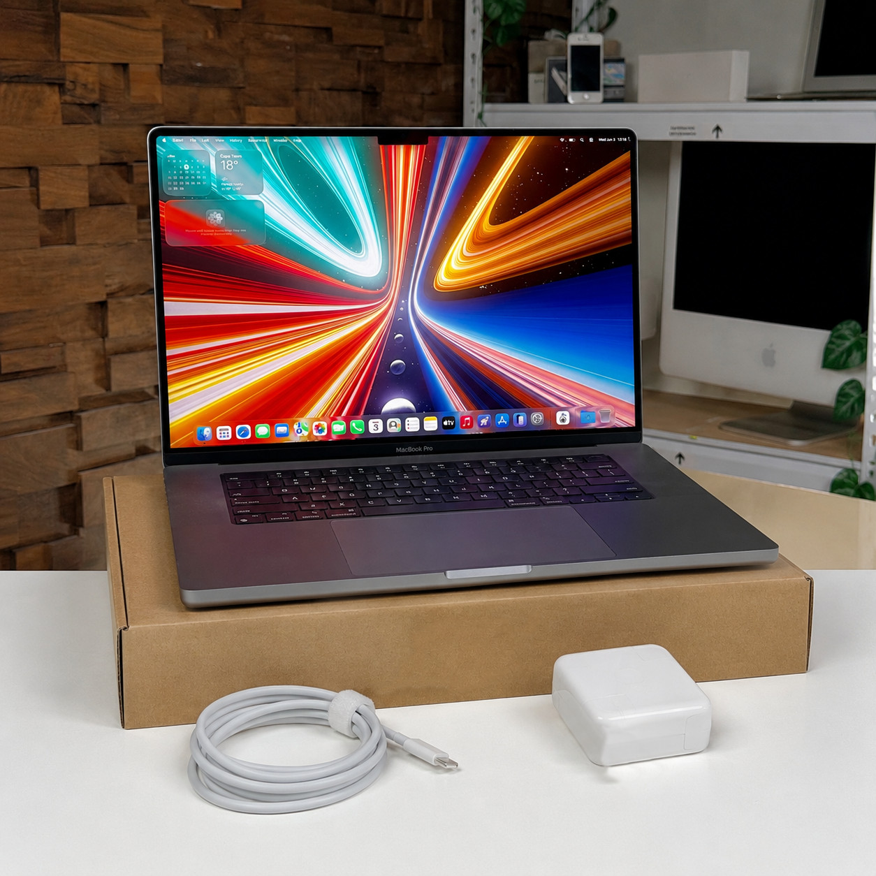 EXCELLENT MacBook Pro 16″ 2021 M1 Pro 10-CPU 16-GPU 16/512 Tahoe 2025 + WARRANTY