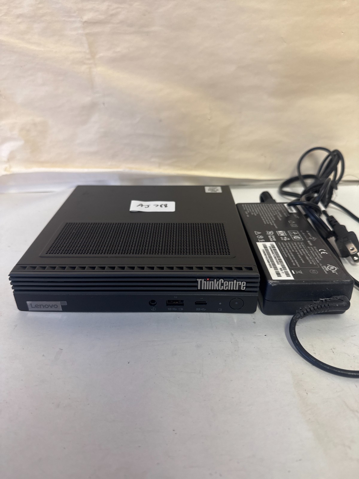 Lenovo Thinkcentre M90q i5-10600T 2.4Ghz 16GB RAM 256GB NVMe Win11P