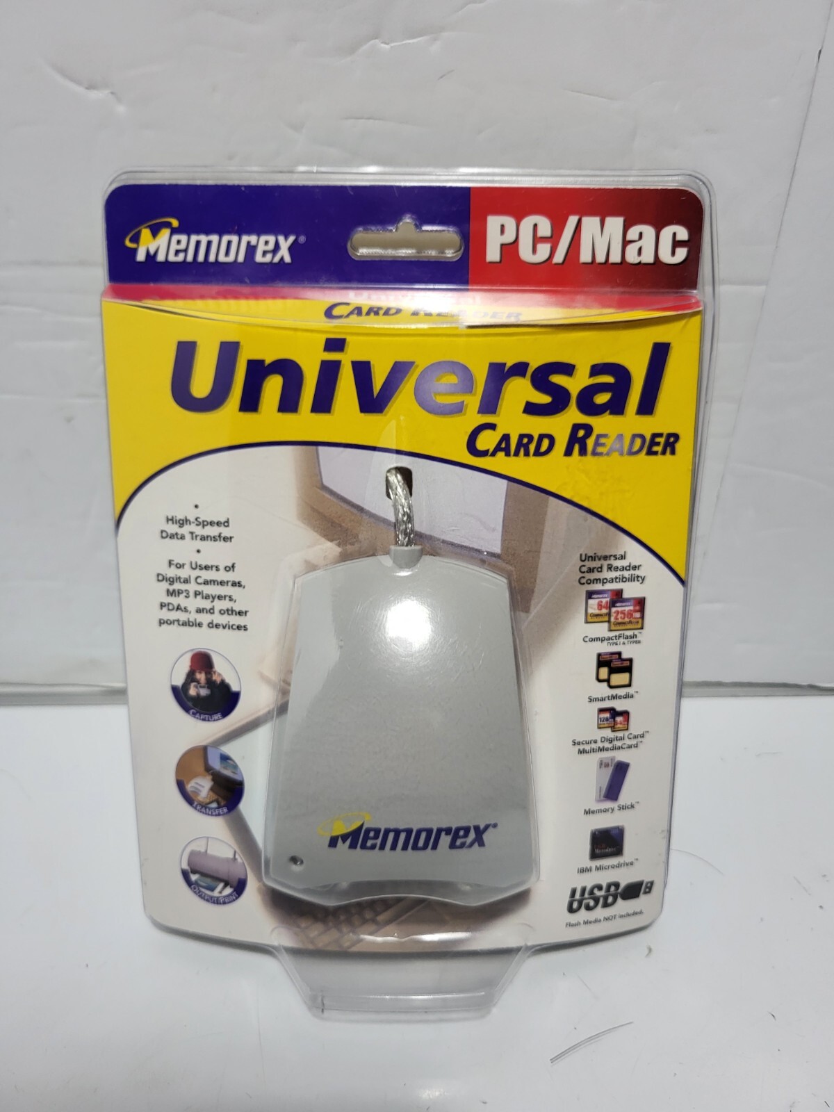 Memorex PC/MAC Universal Card Reader 3250-8240 New Sealed