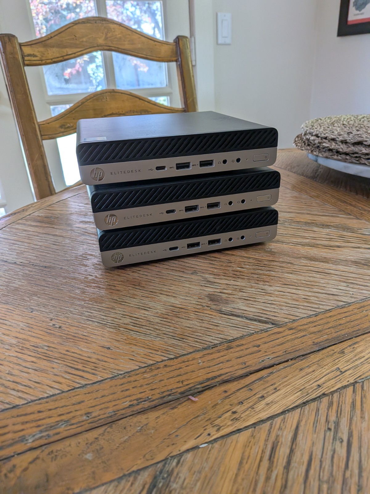 HP EliteDesk 800 G3 Mini PC