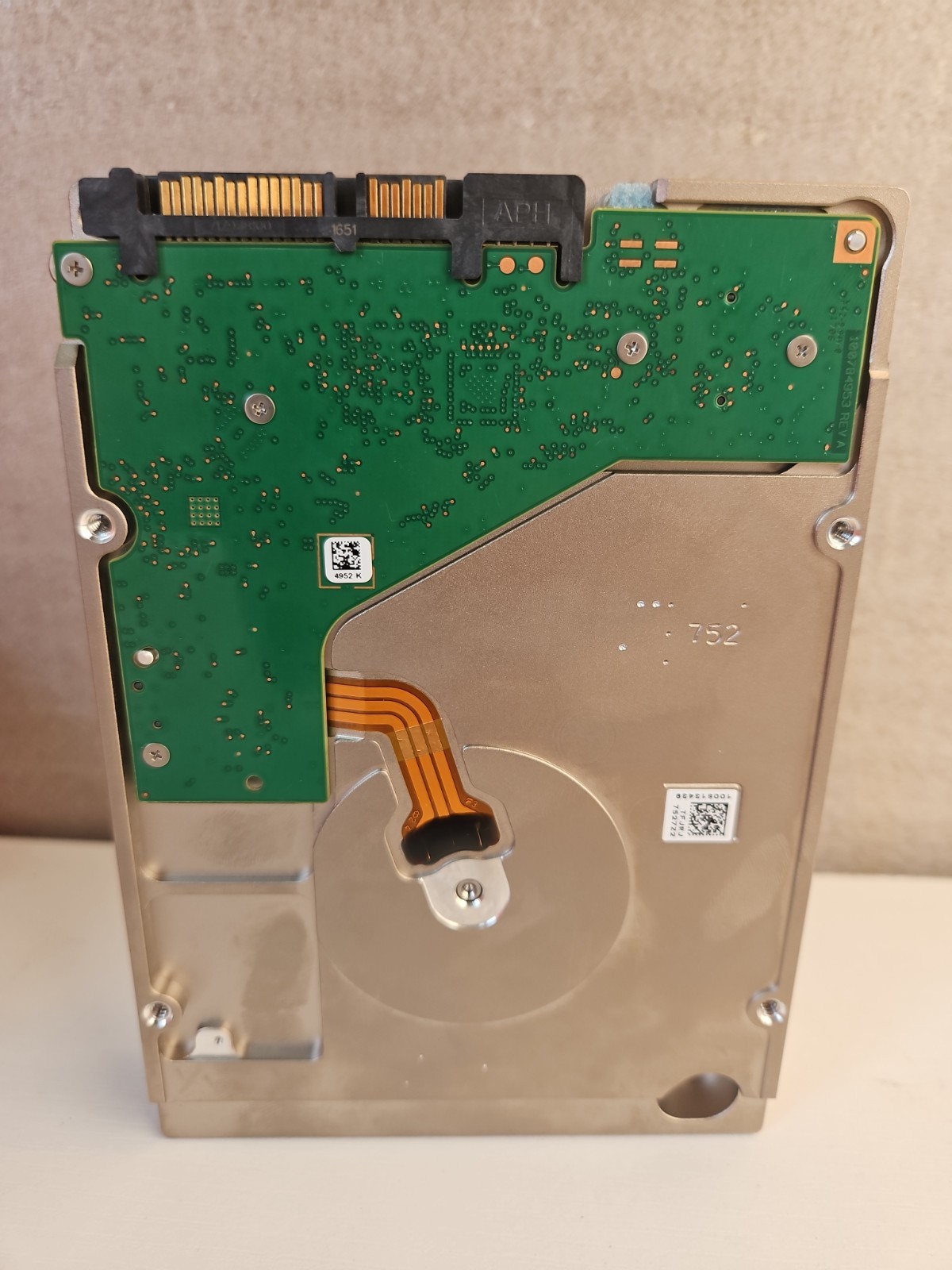 SEAGATE IRONWOLF 10TB 3.5″ SATA HARD DRIVE 7200 RPM ST10000VN0004 FOR PARTS (T7
