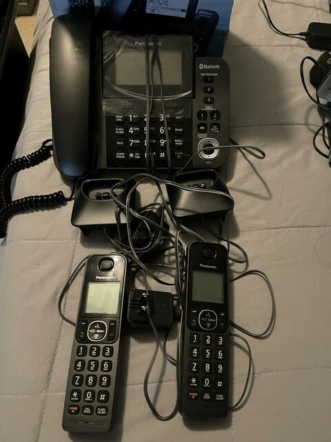 Panasonic KX-TGF382 Metallic Black Digital Corded/Cordless Phone w/ Link-to-Cell