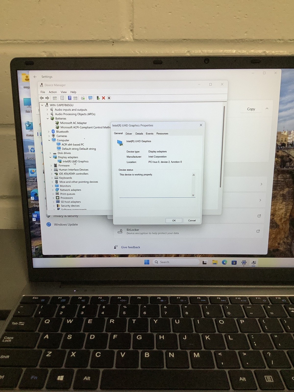 Jumper EZbook S7Hi JNF12 15.6in Laptop 128GB+512GB (JPNLDAD330742)
