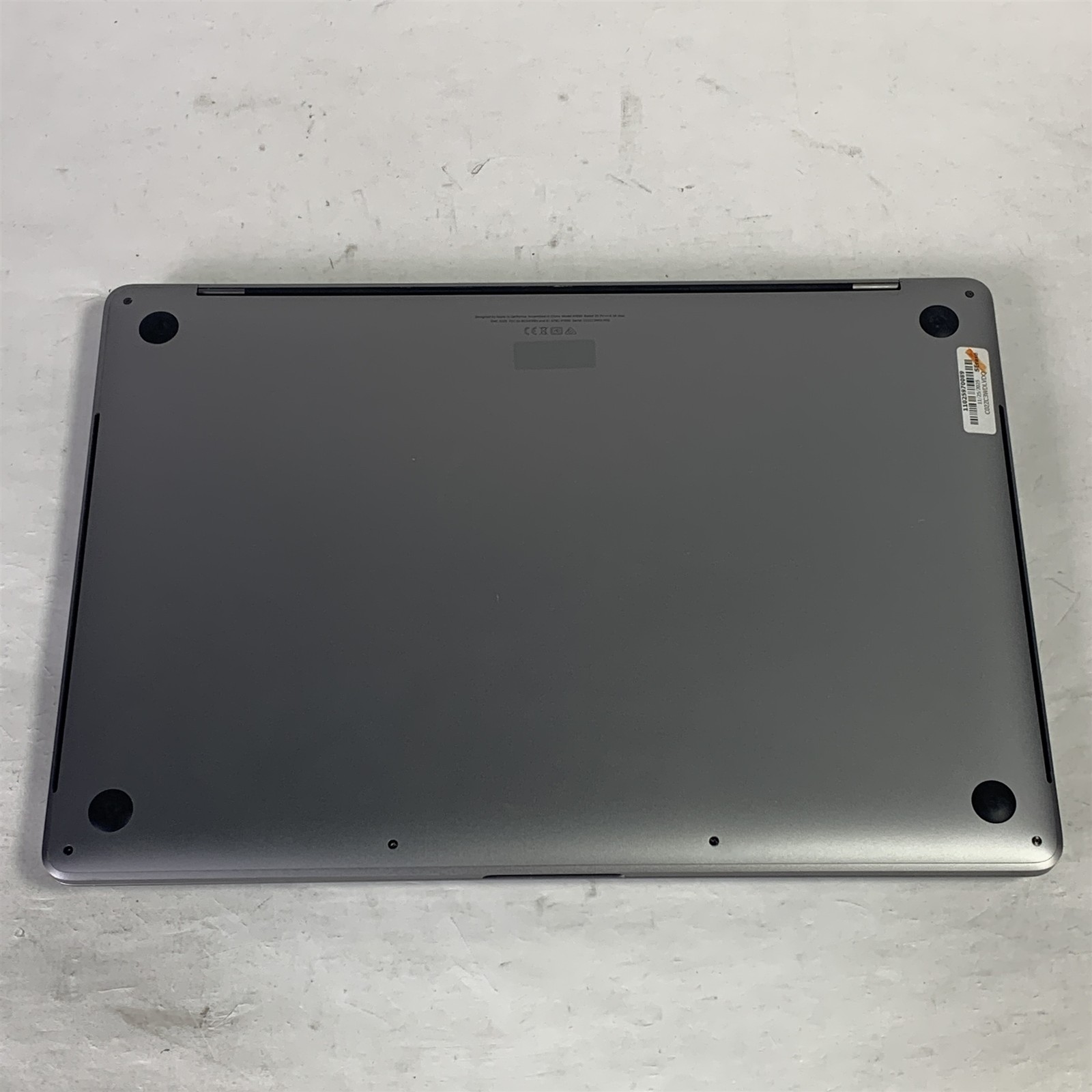 Apple MacBook Pro A1990 15″ 2019 Laptop Oct Core i9-9980HK 2.4GHz 16GB 500GB SSD