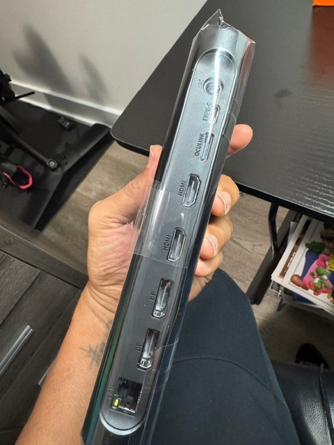 OneXGPU External GPU with AMD RX 7600M XT – 8GB GDDR6 RDNA 3 – Portable eGPU