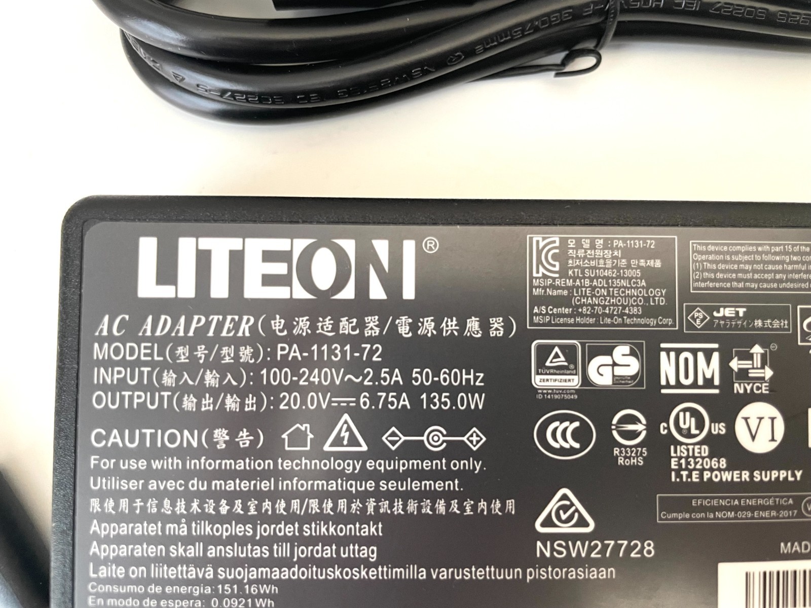 LITEON 135W 20V 6.75A PA-1131-72 For Thunderbolt 4 Dock 7.4mm * 5.0mm Charger