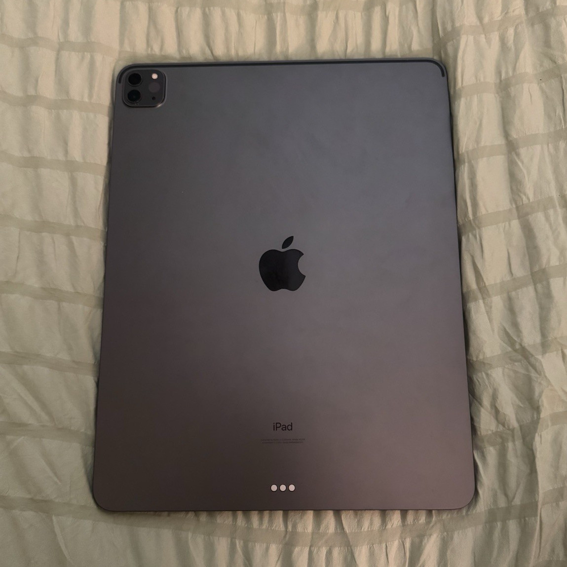 Apple iPad Pro 12.9″ 64GB Wi‑Fi Space Gray Tablet w/ Apple Pencil