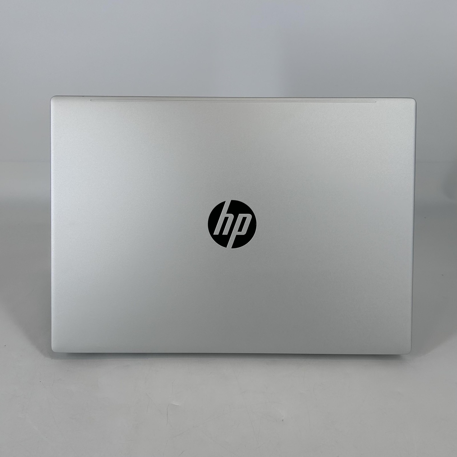 HP OmniBook 5 16 2023 Glacier Silver 2K 1.3 GHz i5-1334U 8GB 512GB SSD Excellent