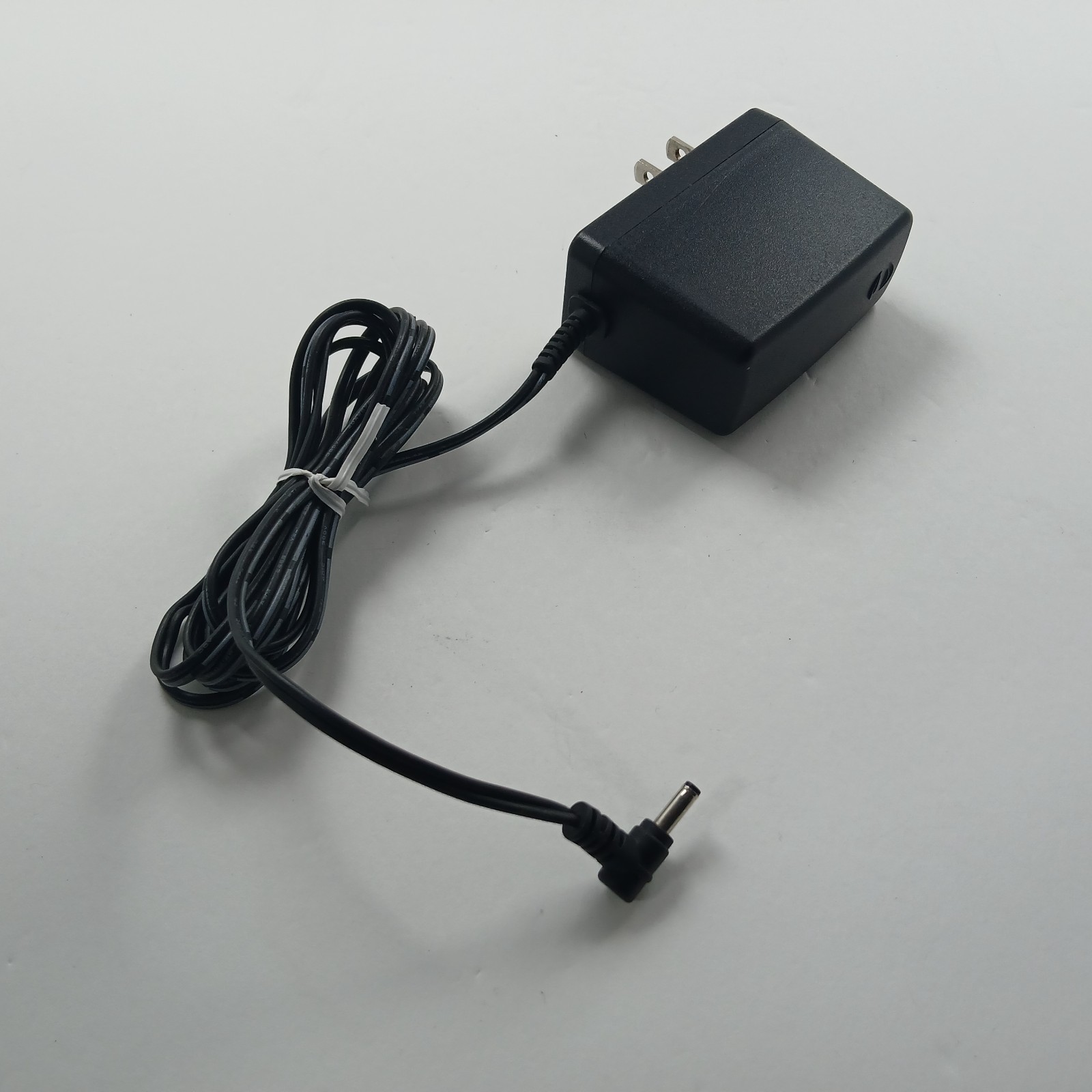 ACBel Switching Adapter 6V 0.7A Power Supply Charger Model WA8077