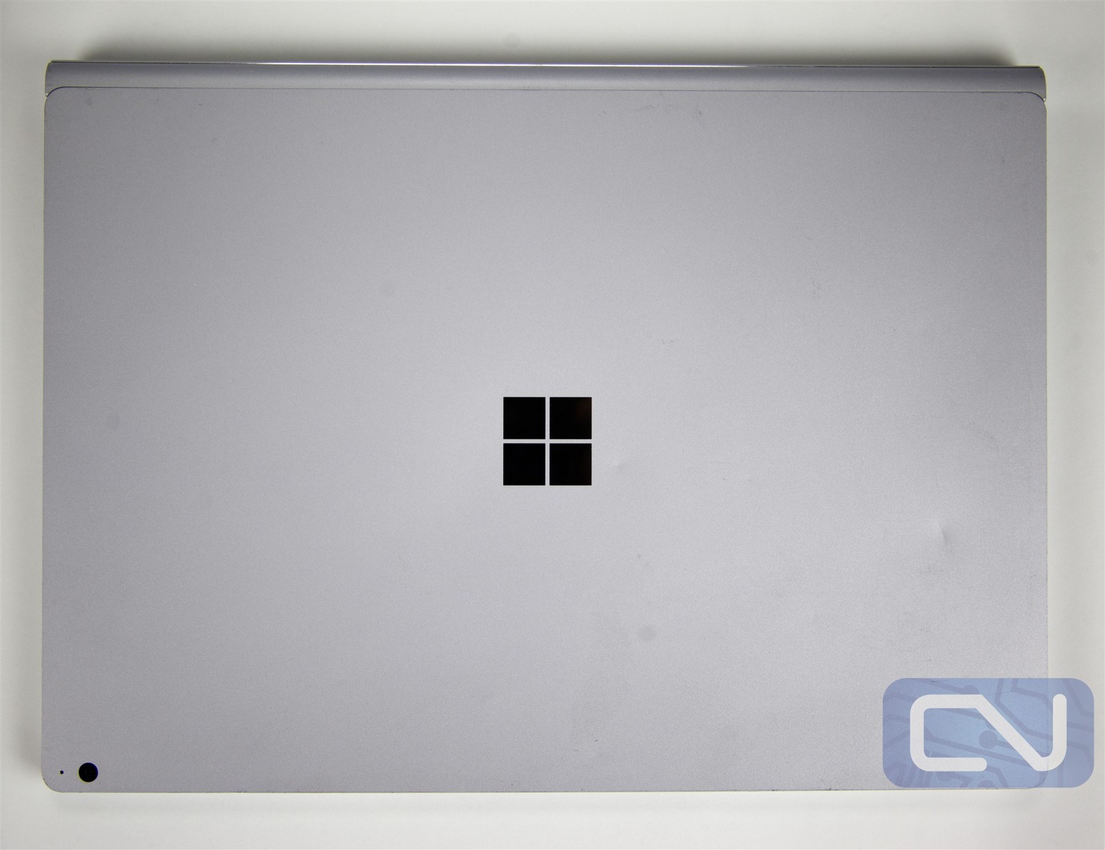 (Poor Battery) Microsoft Surface Book 2 15″ i7-8650U 16GB 1TB SSD GTX 1060 Win10