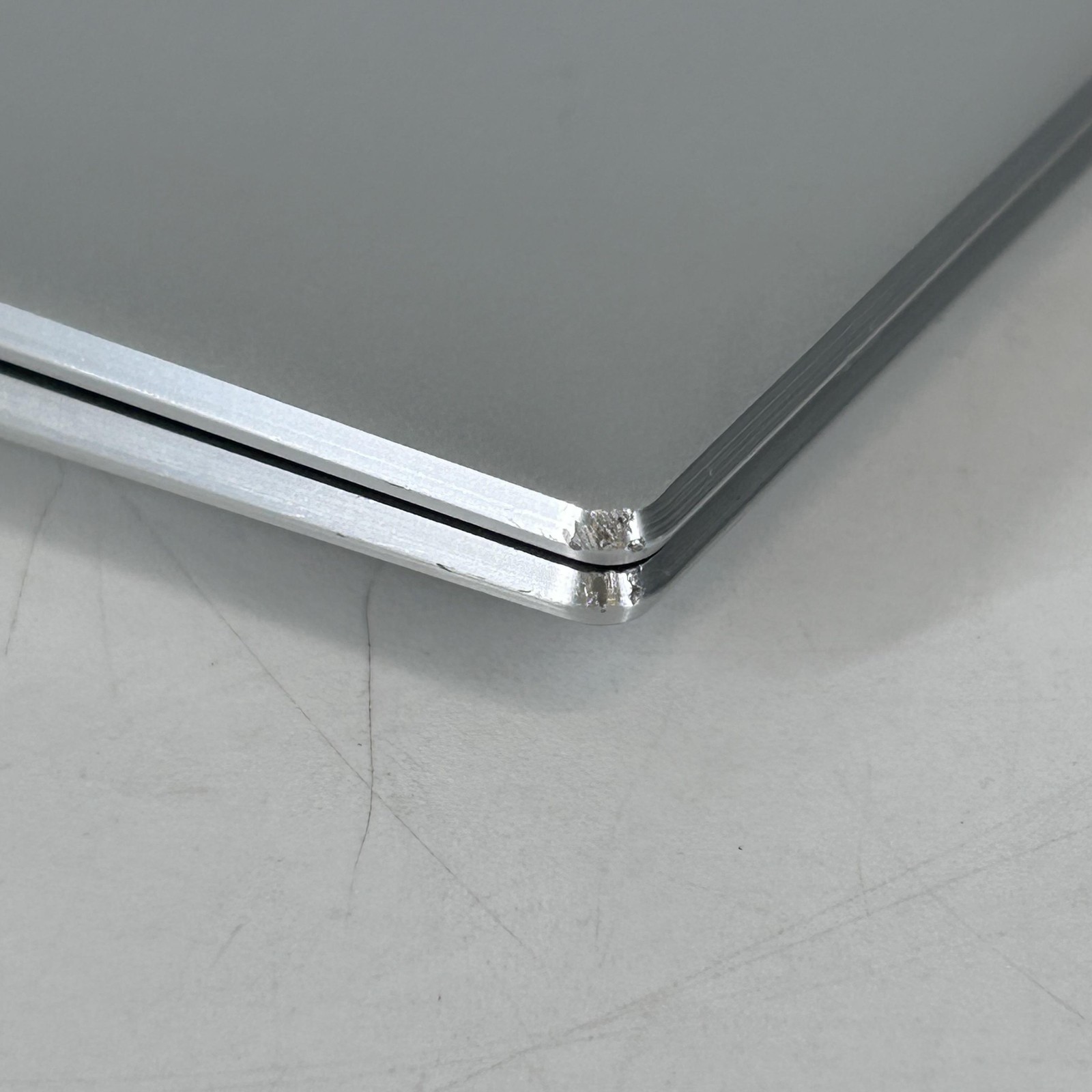 HP Spectre 13 x360 Silver 4K TOUCH i5-1035G4 1.10GHz 8GB 256GB SSD YELLOW HUE