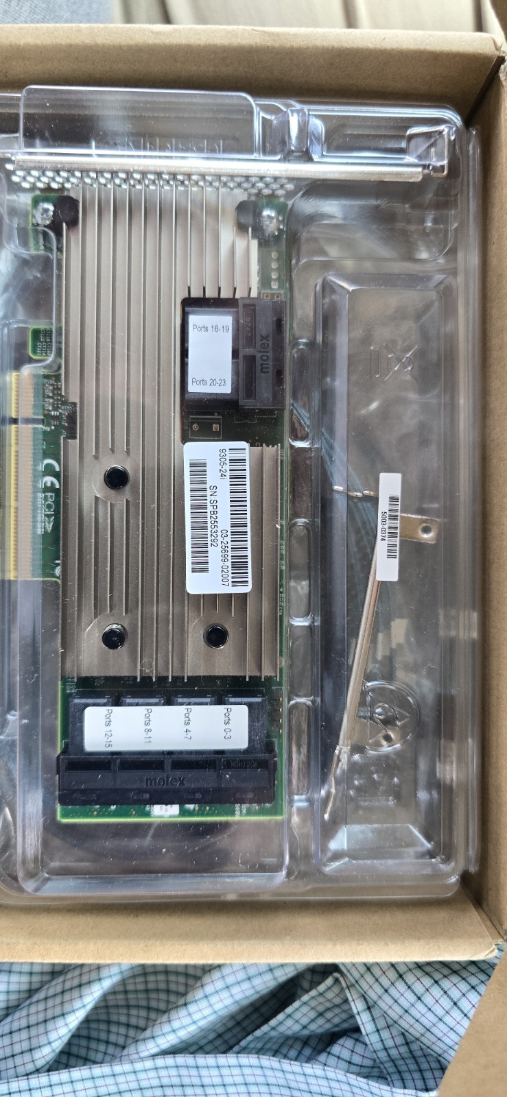 LSI Logic Controller Card IT Mode 9305-24i 24-Port SAS 12Gb/s PCI-E 3.0 US