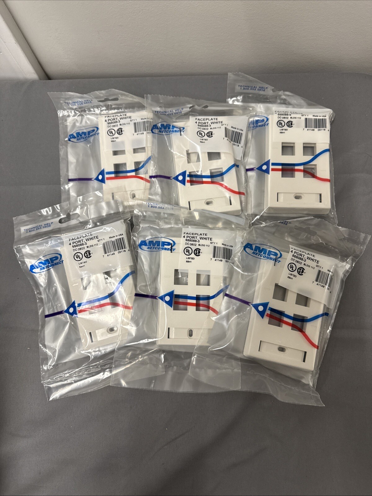 6- NEW 4 PORT AMP NETCONNECT FACEPLATE LOW PROFILE, WHITE PART NO 558088-3