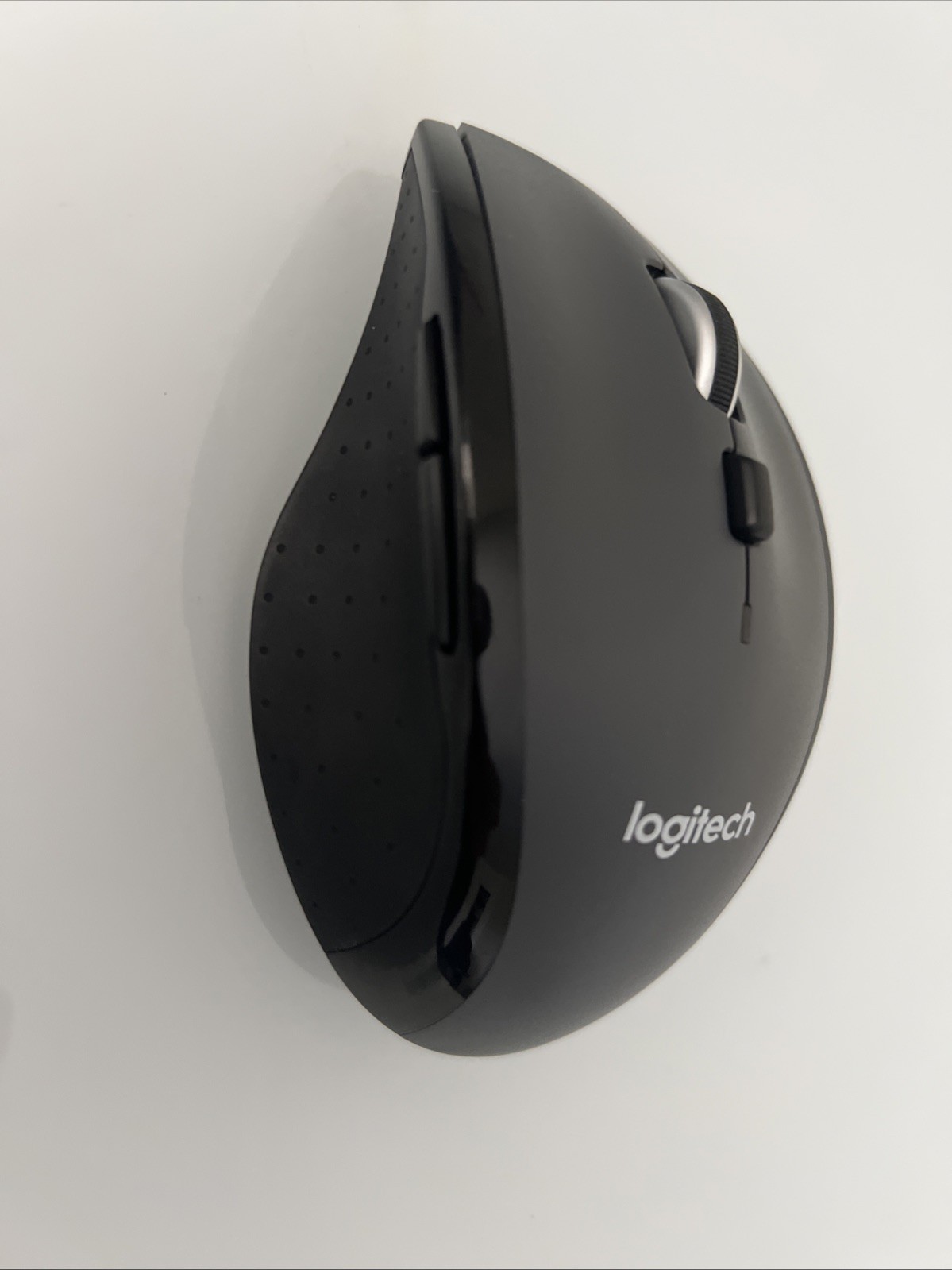 Logitech M705 MARATHON Wireless Mouse 8-BUTTON Version w/ Receiver M-r0073