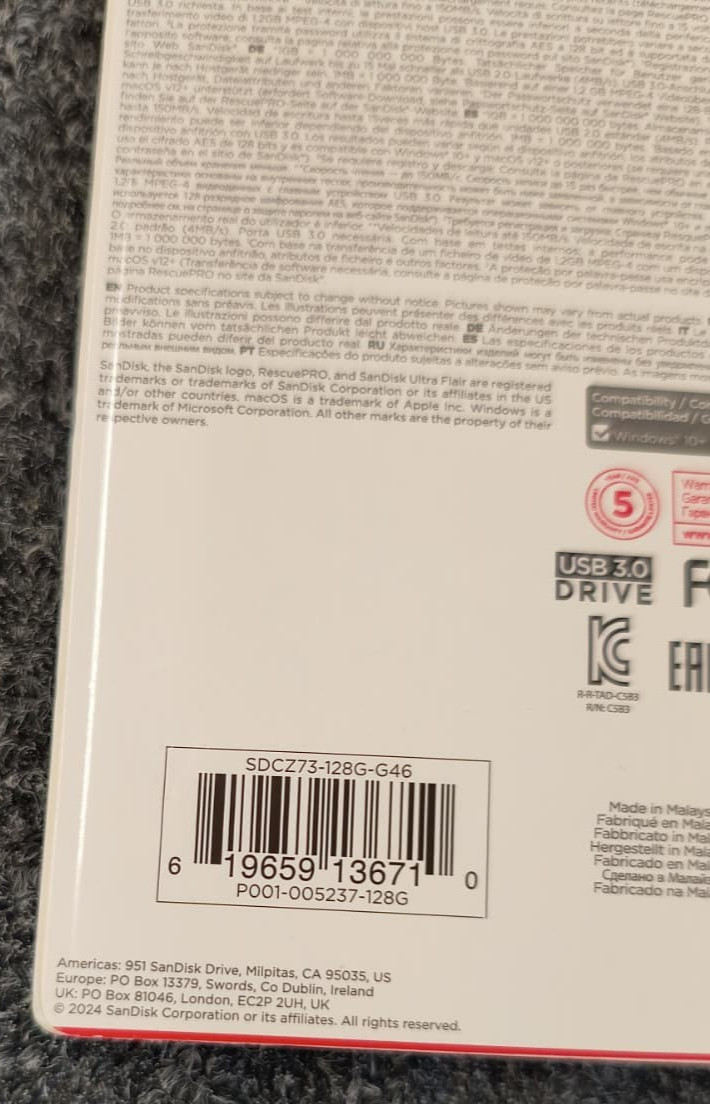 SanDisk Ultra Flair 128GB USB 3.0 Flash Drive Metal Thumb Drive SDCZ73- New , R4