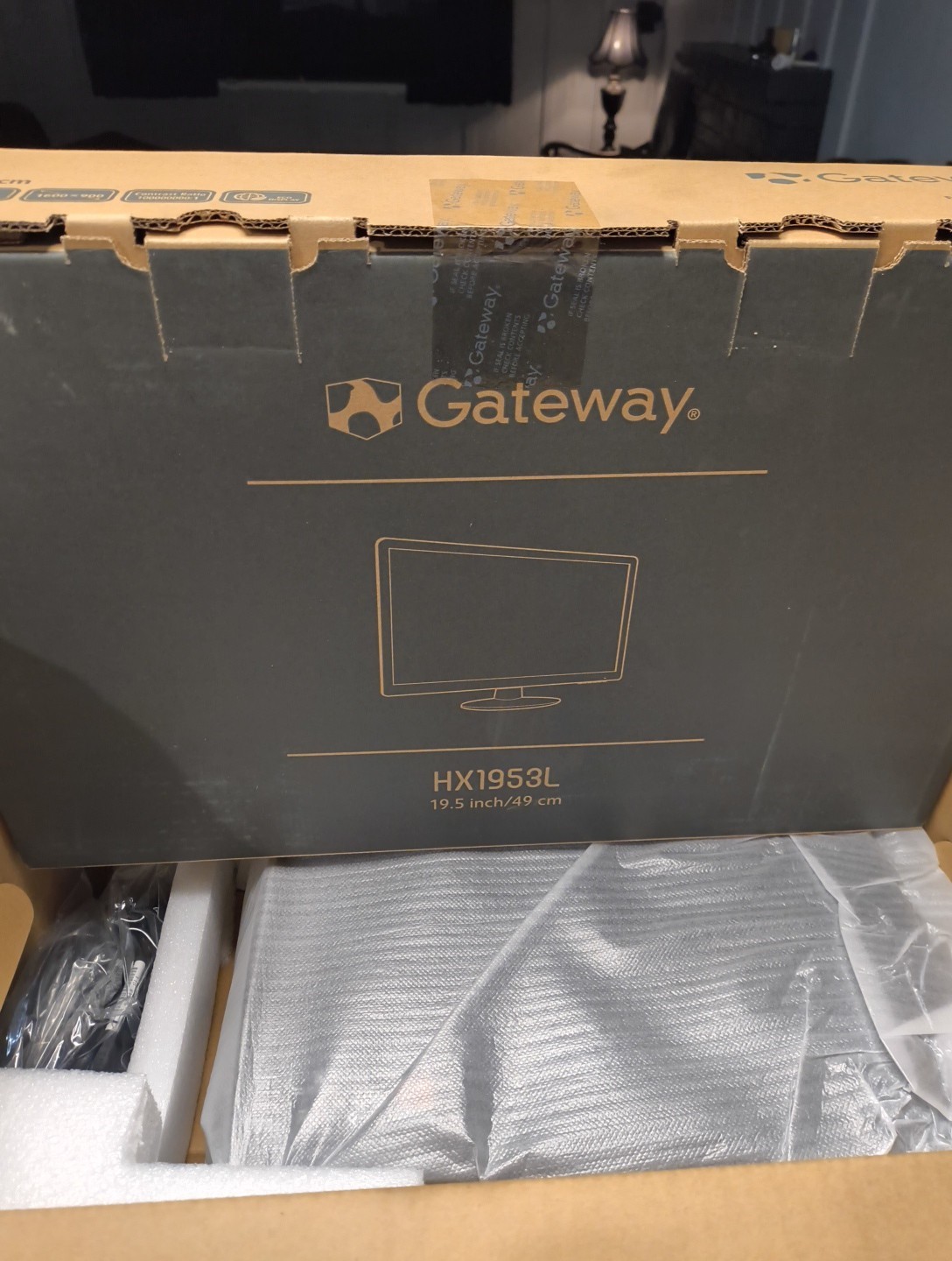 Gateway SX2110G-UW24 AMD E1-1500 Radeon HD 7310 500GB HDD 6GB Ram Windows 8