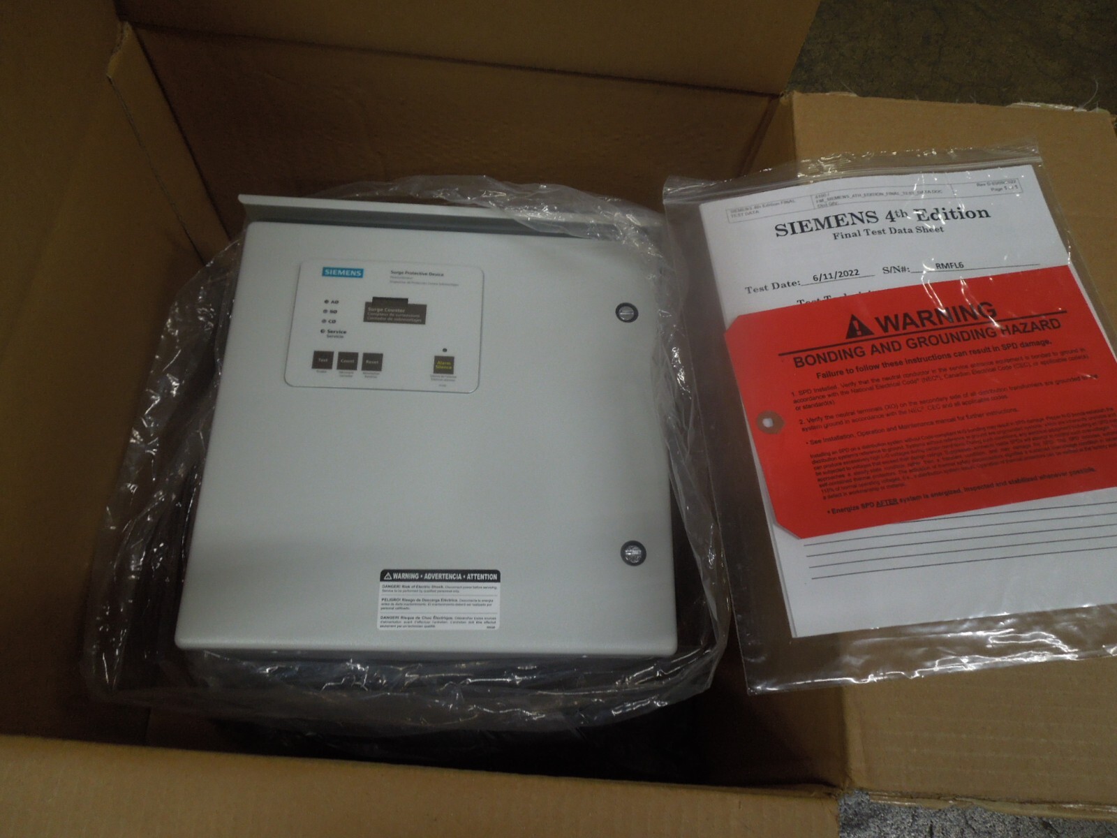 Siemens Surge Protective Device TPS3E12100X02 100kA 3ph 480Y/277V SPD Type 2CA