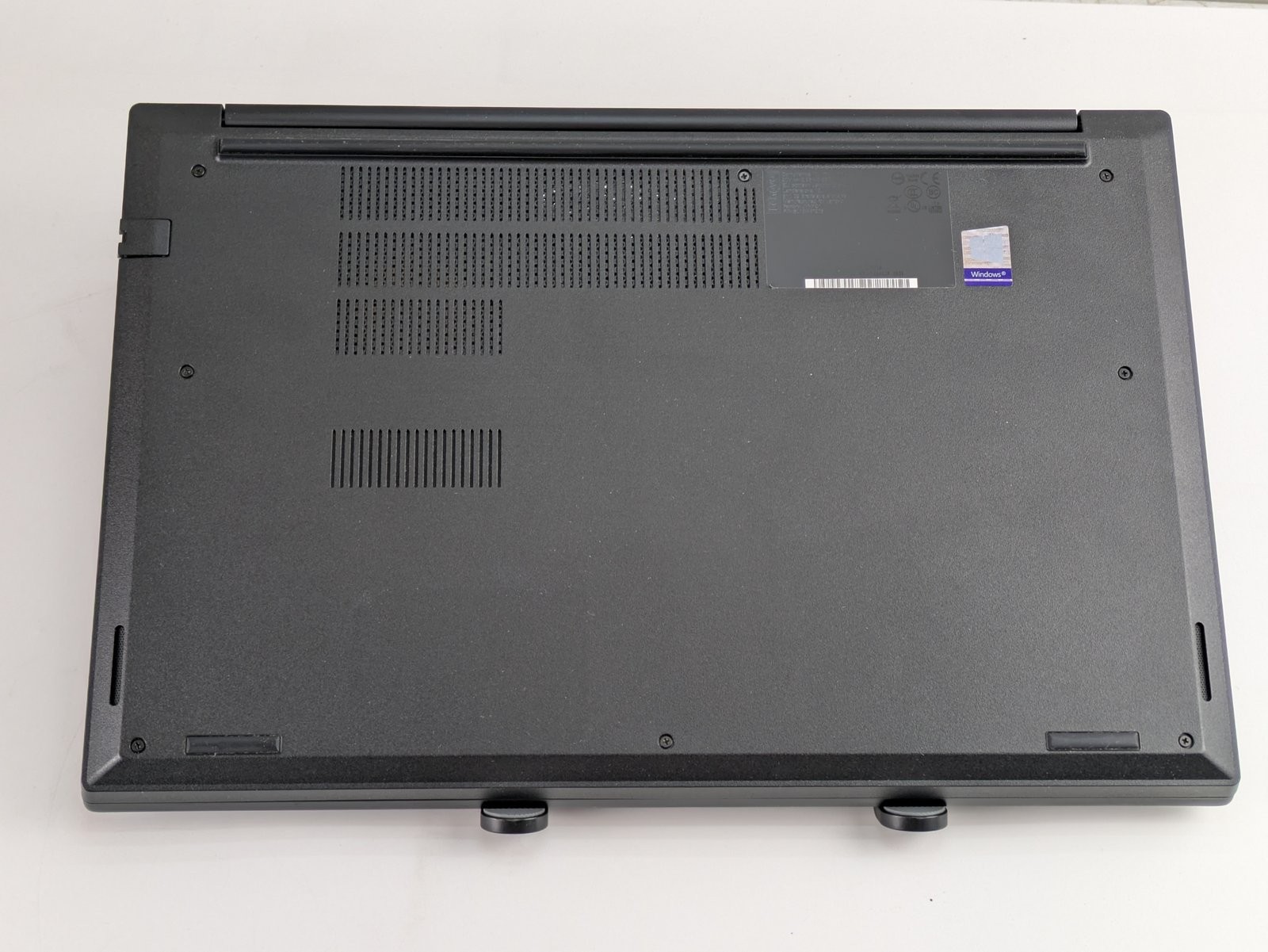 Lenovo ThinkPad E15 Gen 1 15.6″ i5-10210U 8GB RAM 1TB + 256GB SSD FHD W11P