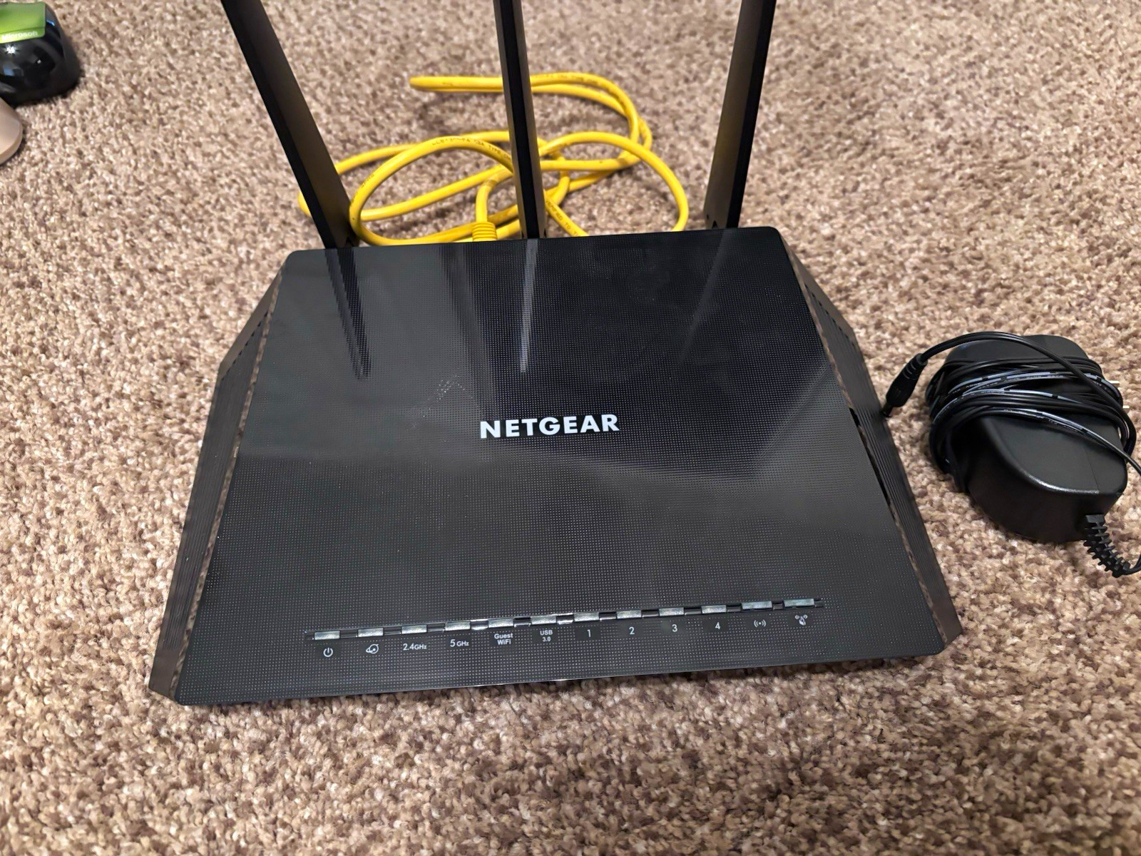 NETGEAR Nighthawk Wi-Fi Router – Black NETGEAR Nighthawk Wireless Router