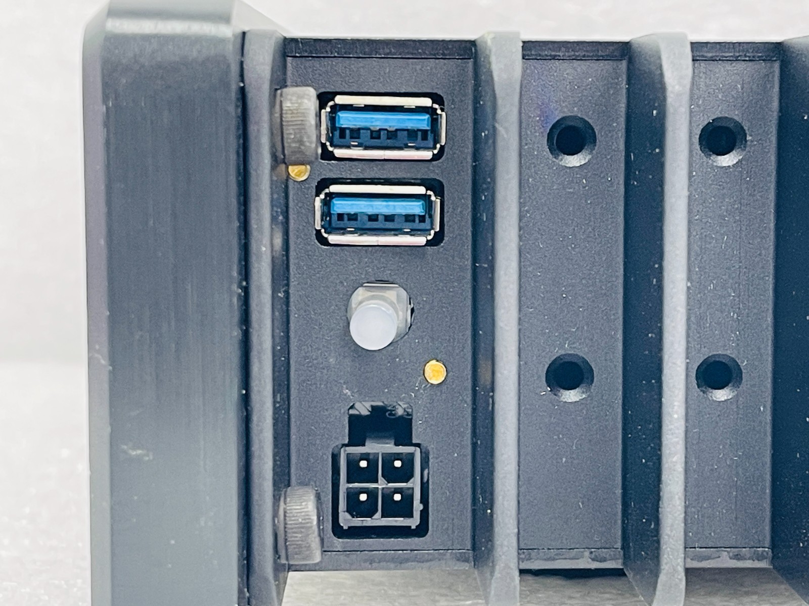 USED – Quanergy QPU Processing Unit With Free Shipping – 30 Days Warranty
