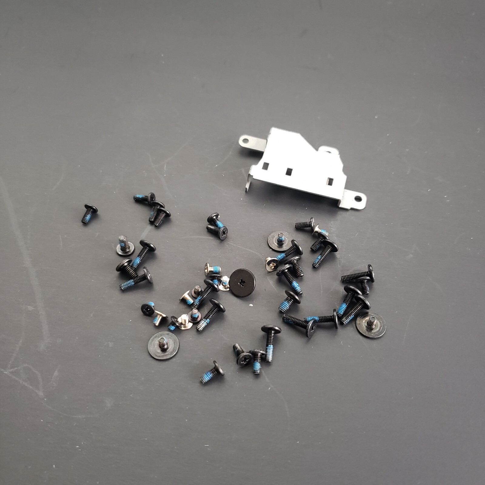 LENOVO THINKPAD E531 SCREW SCREWS BOLT BOLTS BRACKET LAPTOP