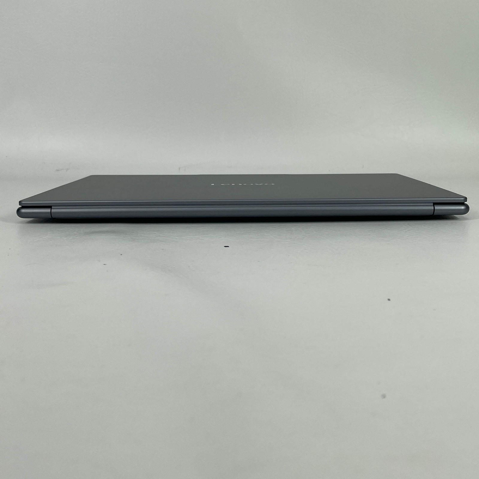 Lenovo Yoga Slim 7i 9596U3V3L 14″ Core Ultra 7 285V 2.2GHz 32GB RAM 1TB SSD