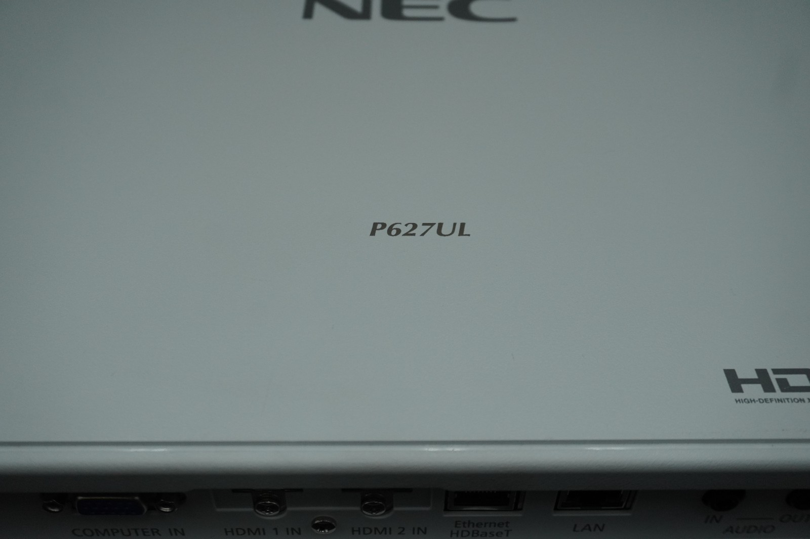 NEC P627UL 6,200 Lumen 3LCD HDMI Projector, 404 Lamp Hours *Tested*