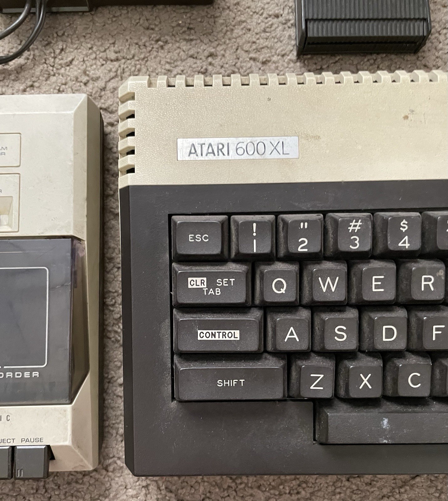 Atari 600XL Computer Gaming System Vintage General Electric Compu Mate IFM