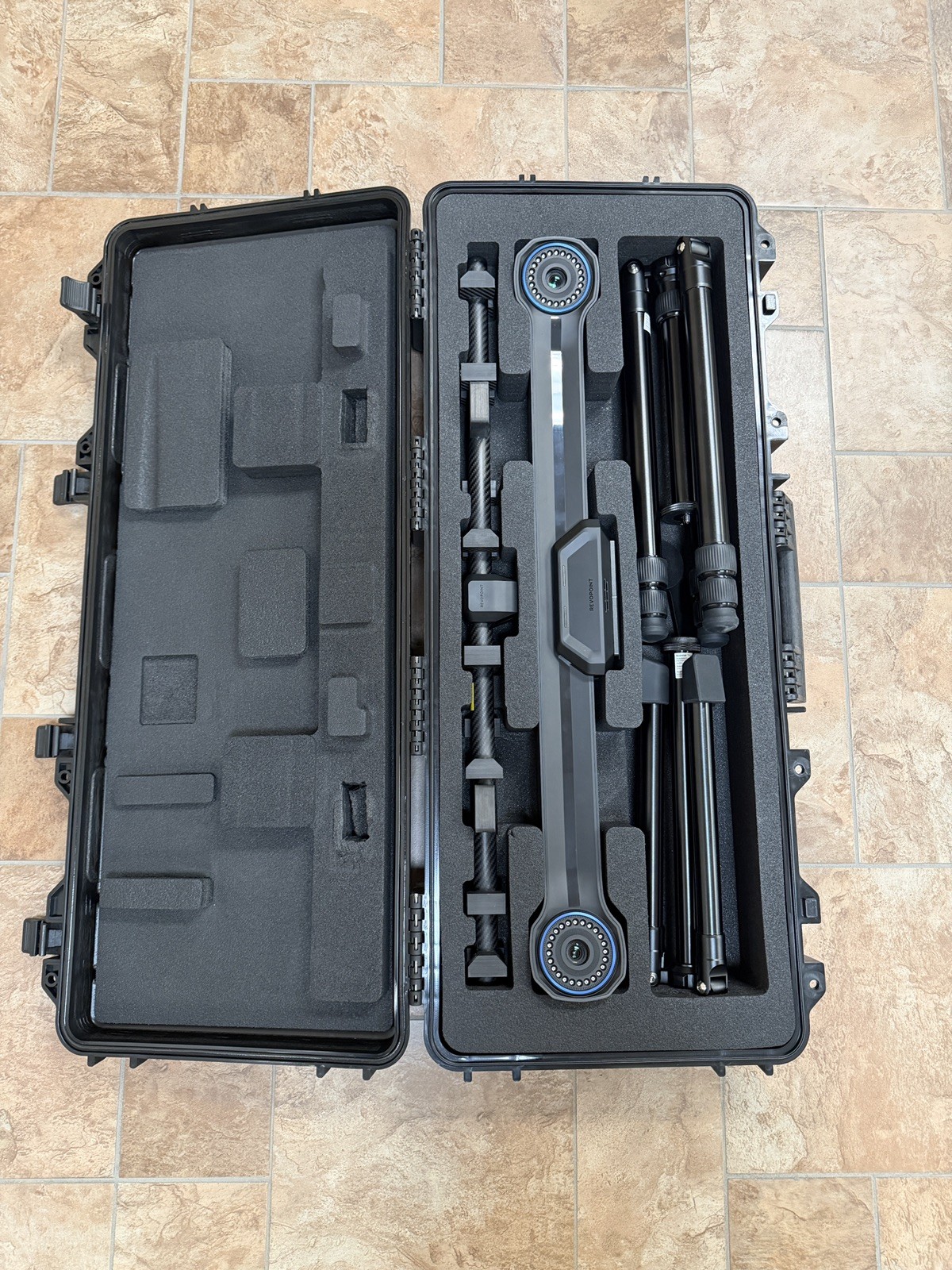 REVOPOINT TRACKIT OPTICAL TRACKING 3D SCANNER Blue Laser technologies