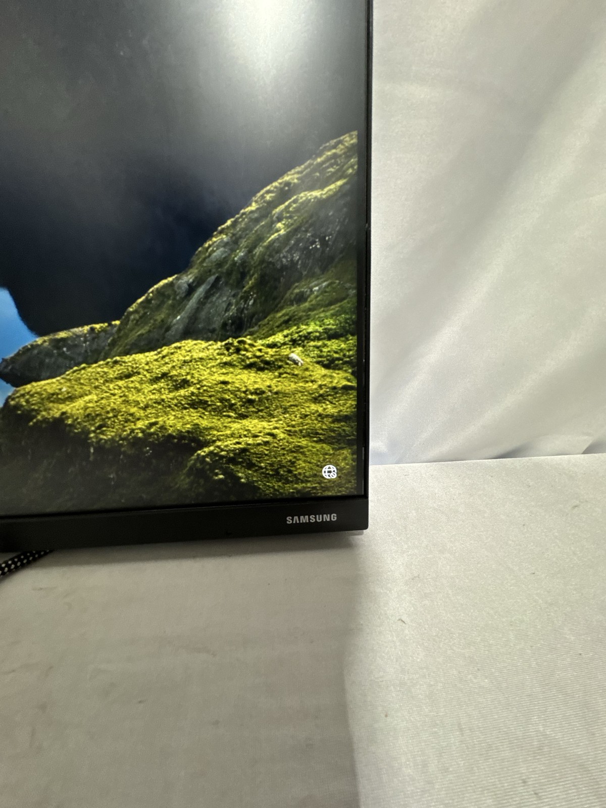 Samsung T350 Series 24in IPS Monitor FHD 1080p 75Hz FreeSync Dark Blue Gray