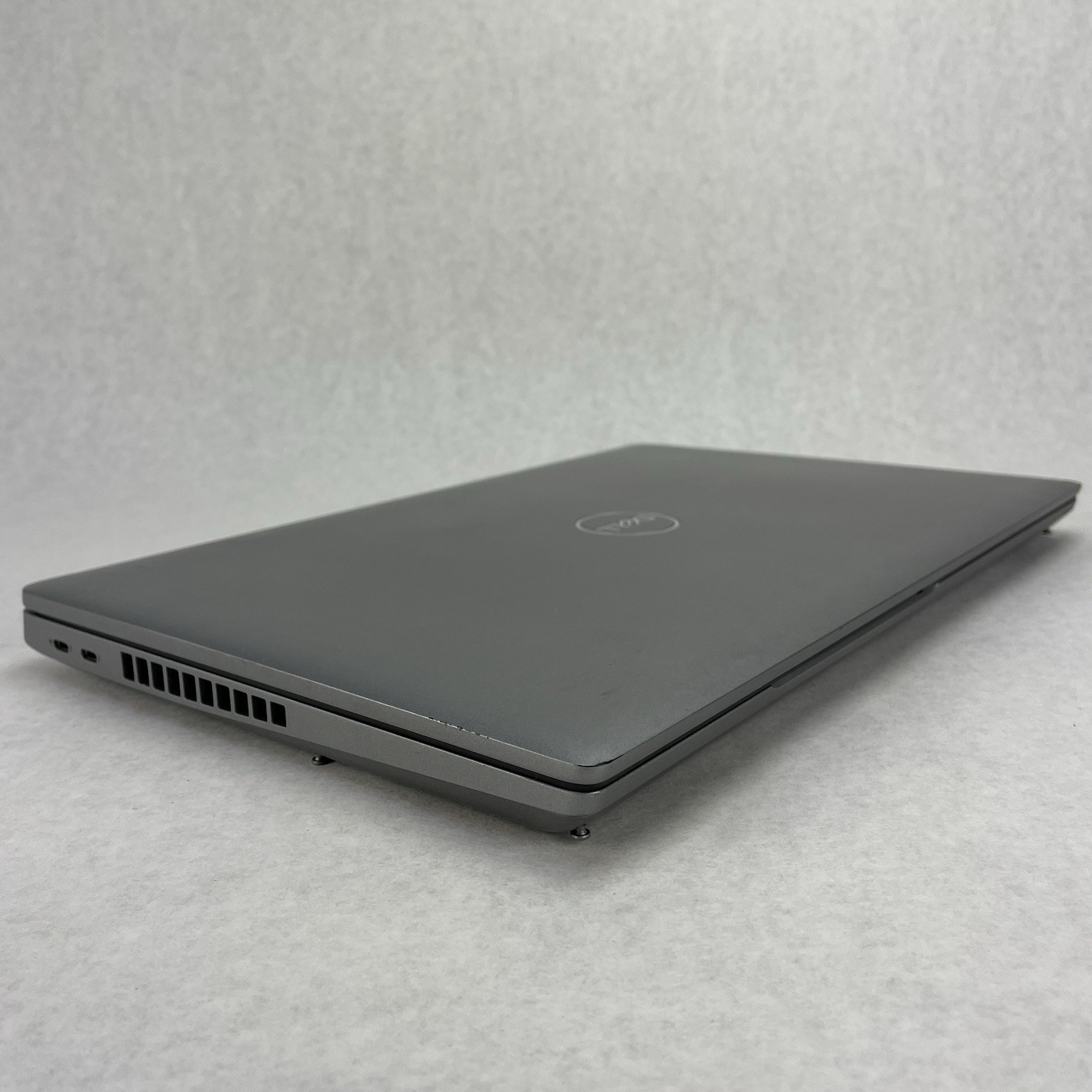 Dell Precision 3571 15.6″ i5-12500H 3.76 GHz 16 GB RAM No SSD/OS/AC