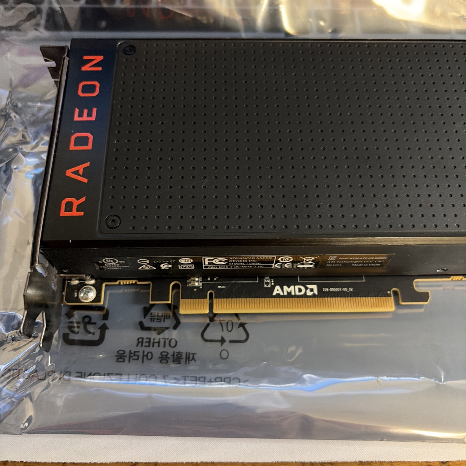 MSI AMD Radeon RX Vega 56 8GB HBM2 Graphics Card HDMI DisplayPort Fan