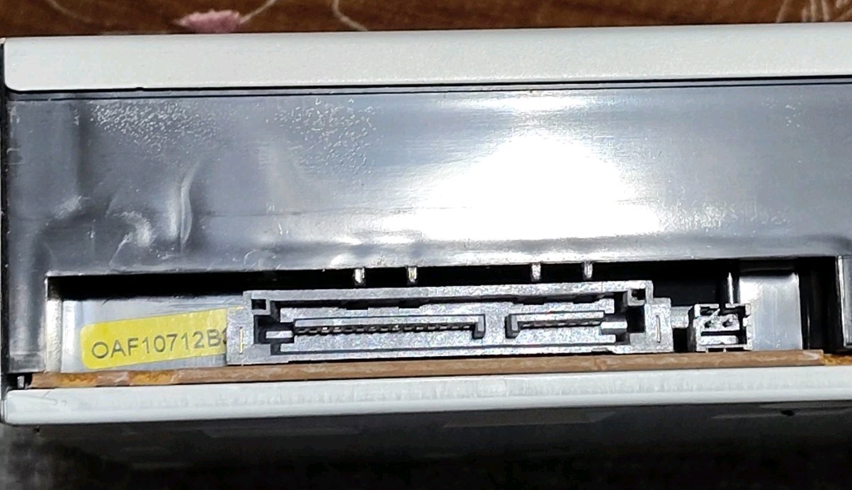 HP GH60L LightScribe DVD±RW Dual Layer DVD Writer SATA Optical Drive
