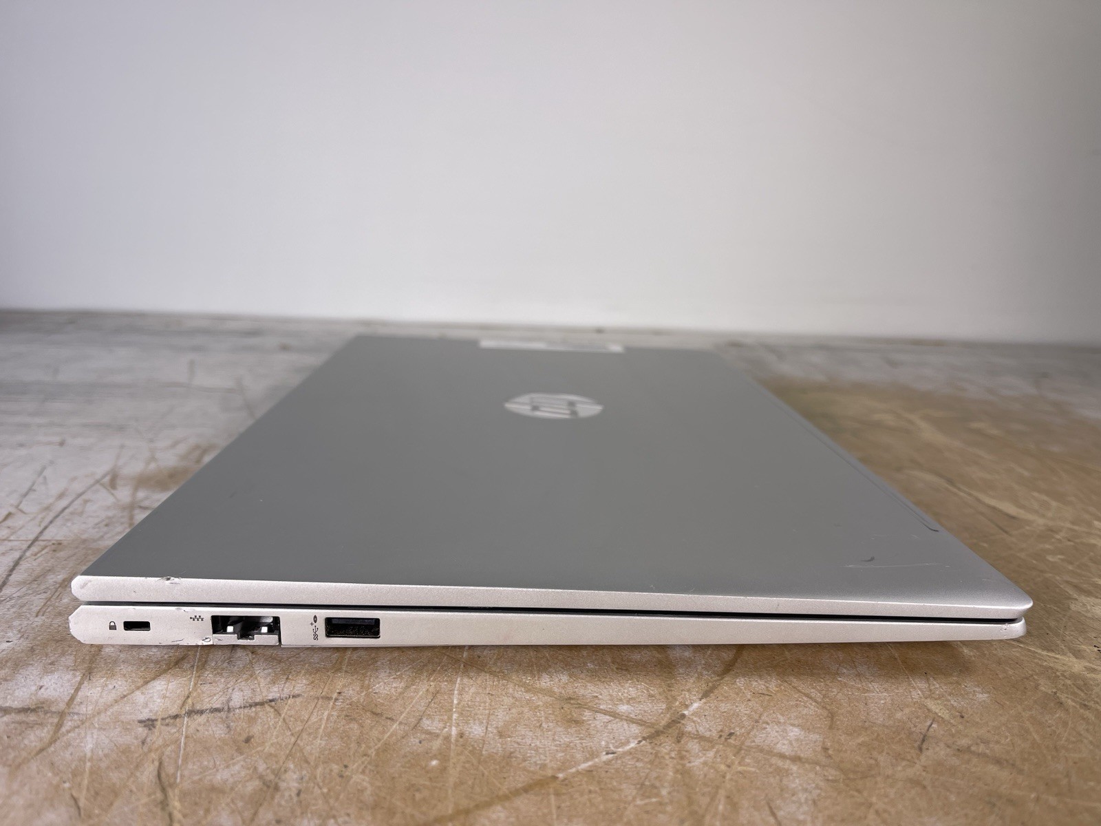 HP PROBOOK 450 G8 i5-1135G7 @ 2.4GHz, 4GB RAM, NO HDD/OS – (FOR PARTS)