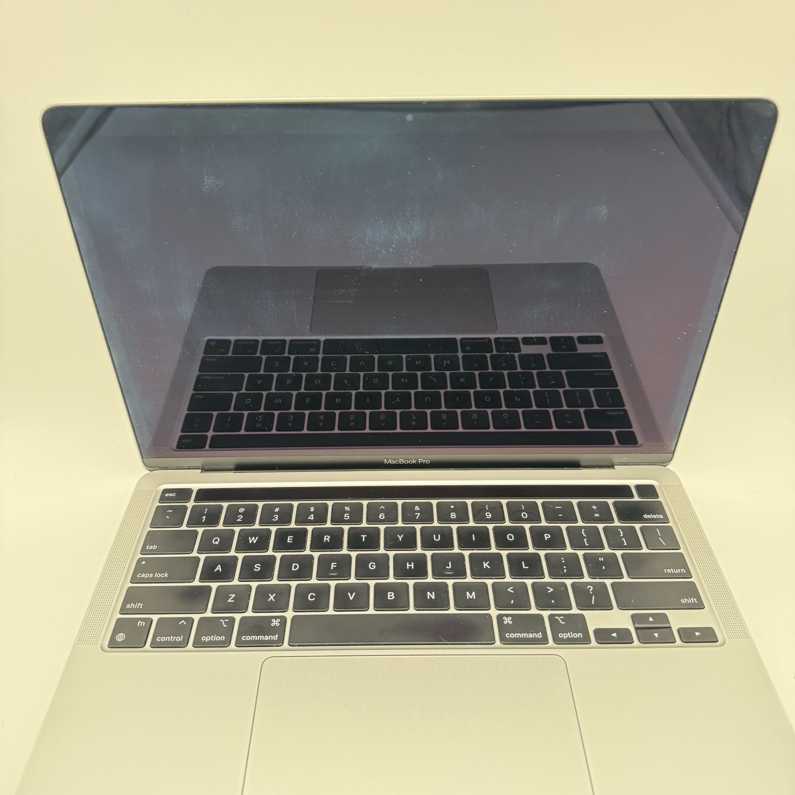 Apple MacBook Pro M1 2020 13″ Touch Bar A2338 | M1 8-Core | 8GB RAM | 256GB SSD