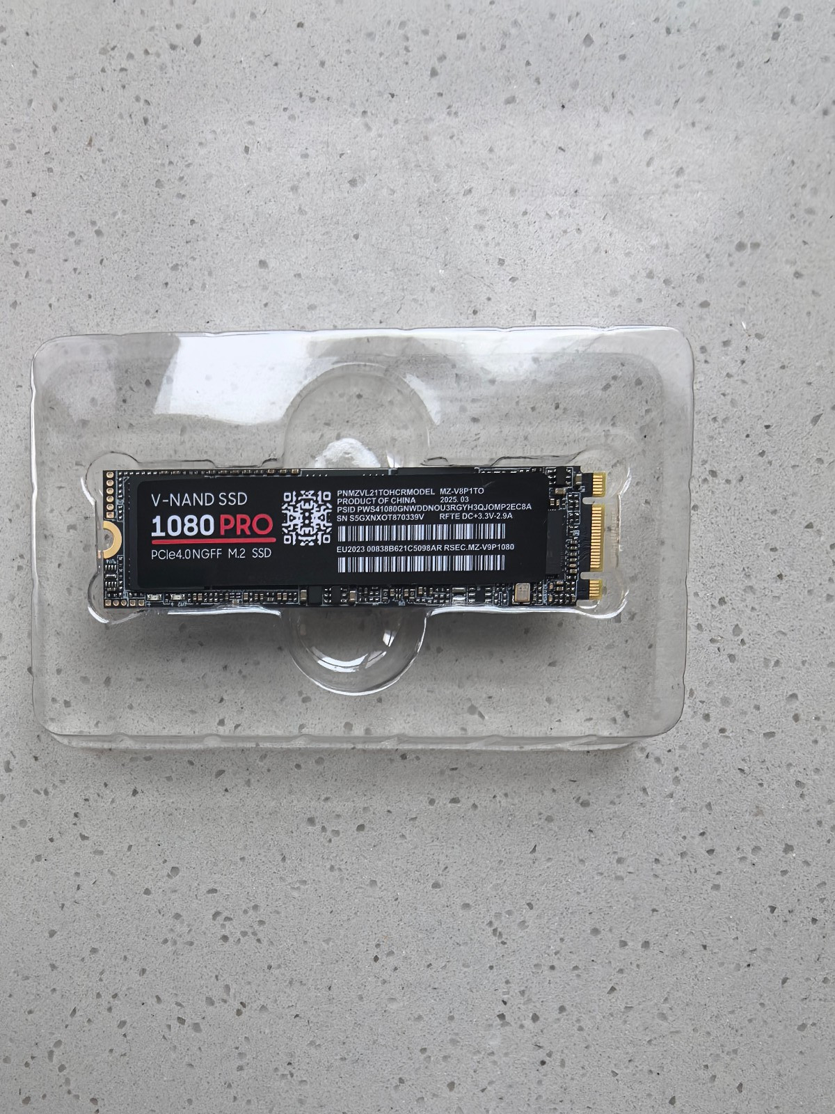 M2 2280 PCIe 4.0 solid-state drive high-speed storage device 1080P RO 2TB NGFF.