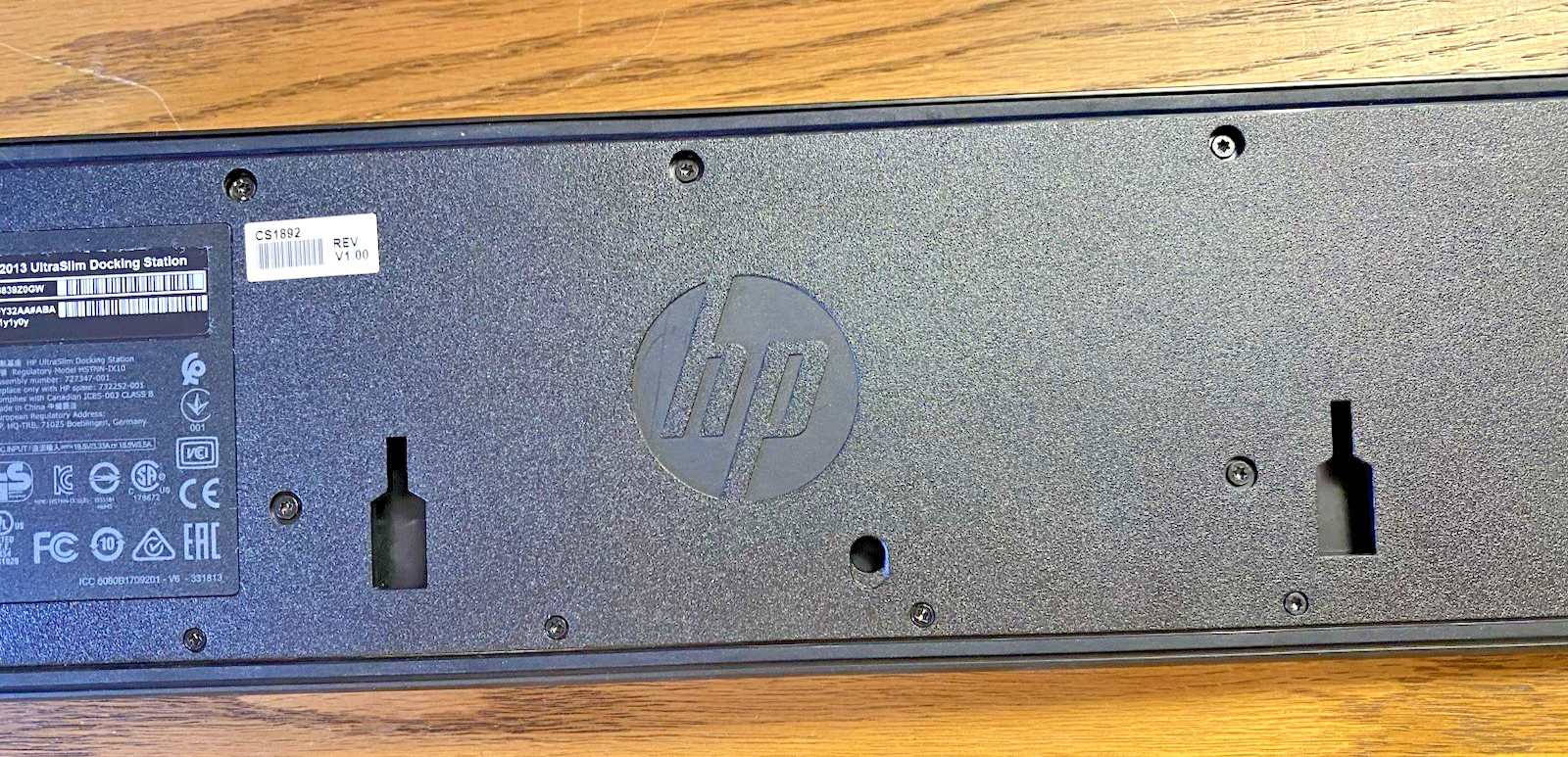 HP Ultra Slim Dock 2013 Docking Station (D9Y32AA#ABA) with 65W Adapter