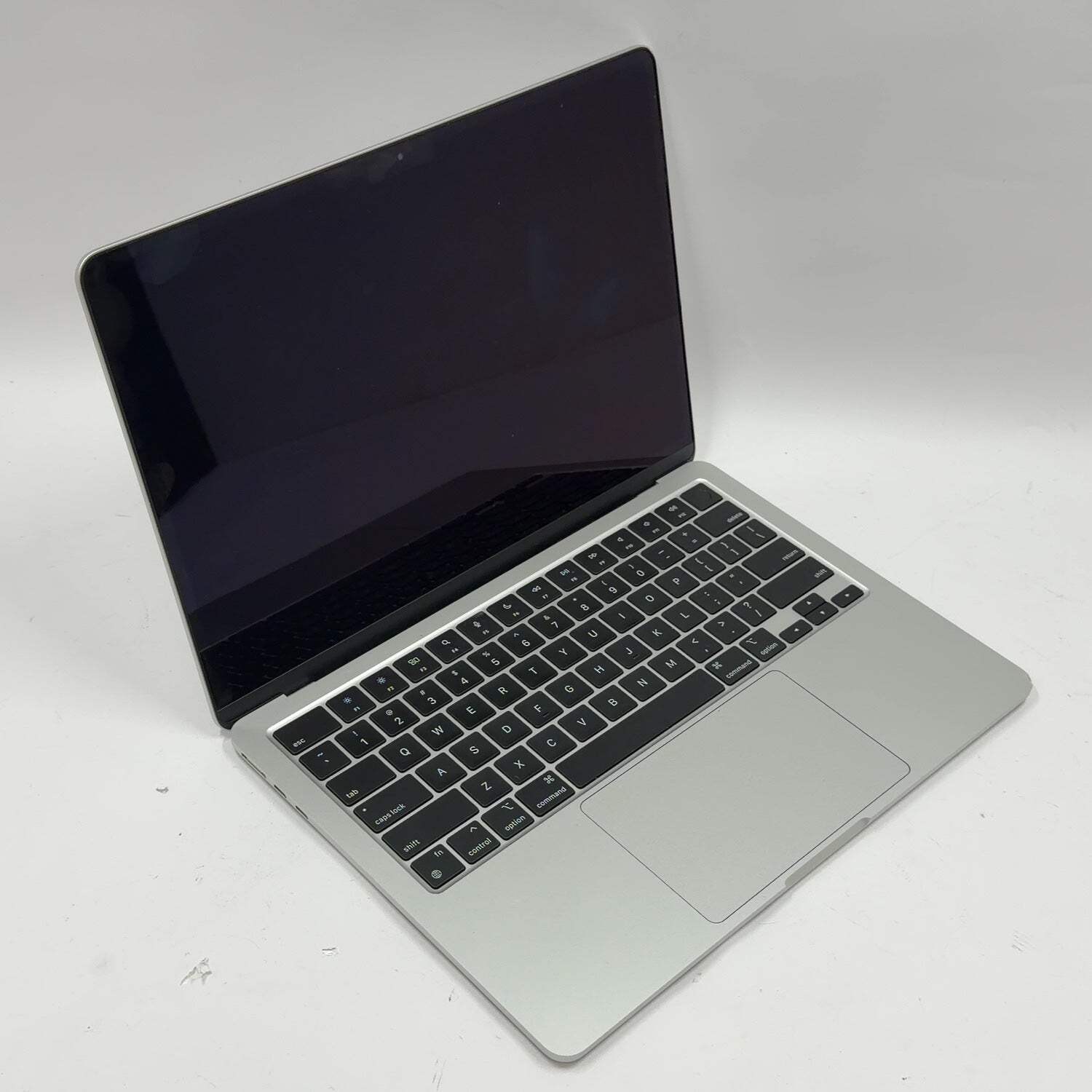 2024 Apple MacBook Air 13.6″ M3 8C GPU 4.0GHz 16GB RAM 256GB SSD MC8H4LL/A