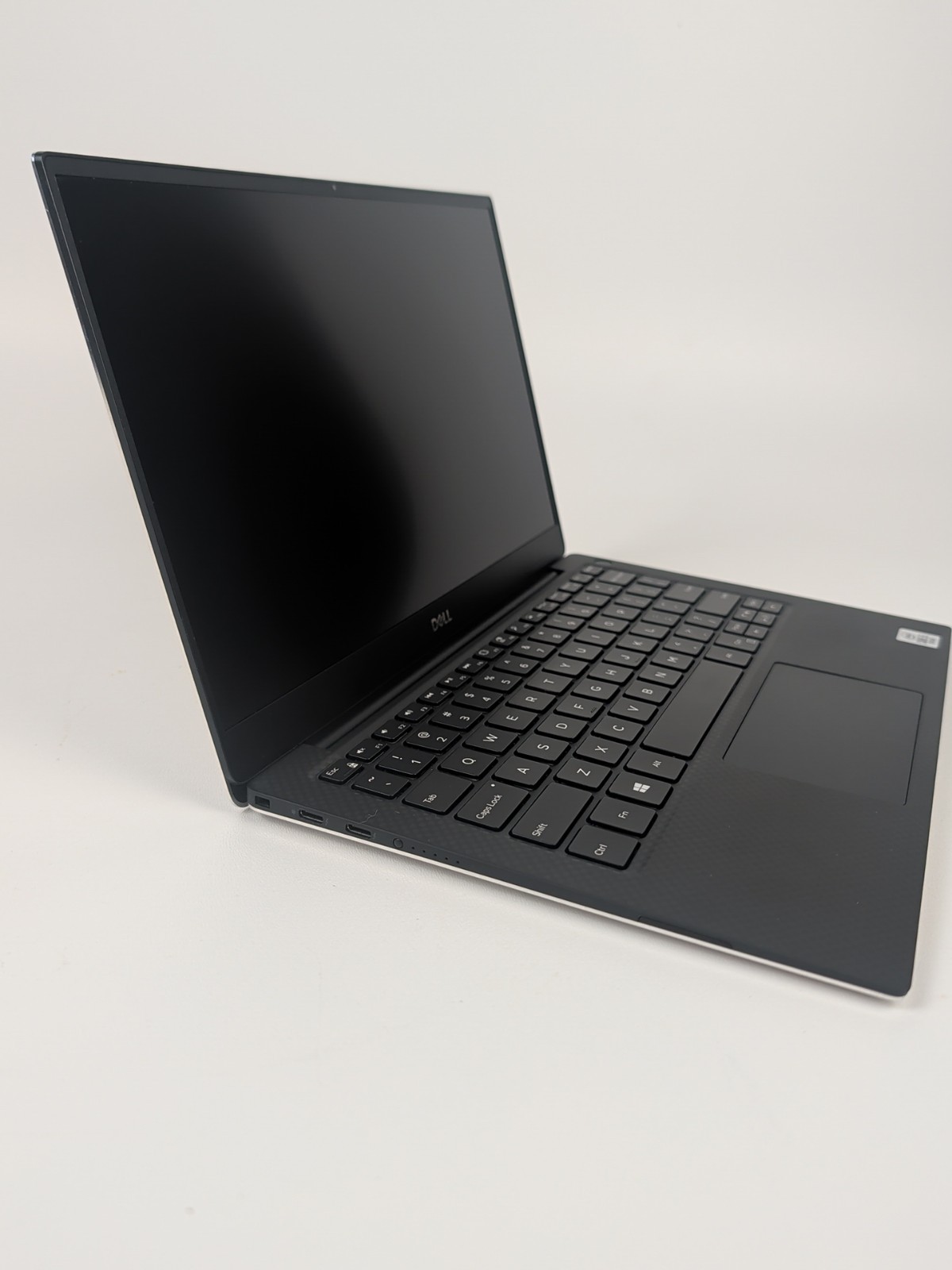 Dell XPS 13 7390 13.3″ Intel Core i5-10210U 1.6GHz 8GB RAM 256GB SSD Excellent +