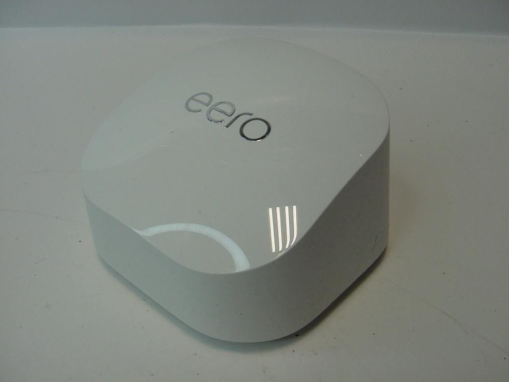 EERO 6+ DUAL BAND MESH WIFI ROUTER R010001 – NO CORDS INCLUDED