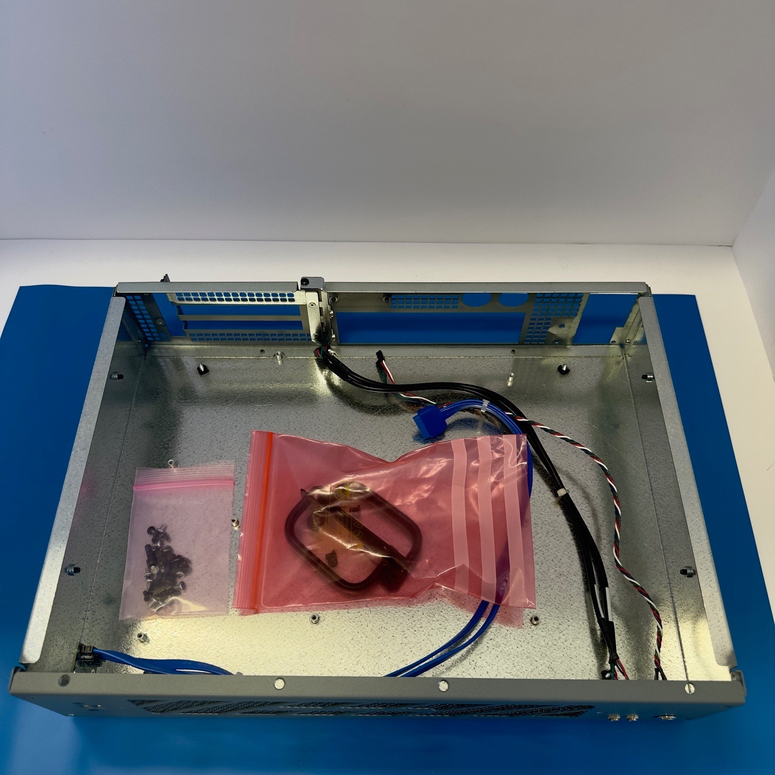 2U 12″ Short Depth Rackmount Server Case w/ Triple 80mm Fan Assembly