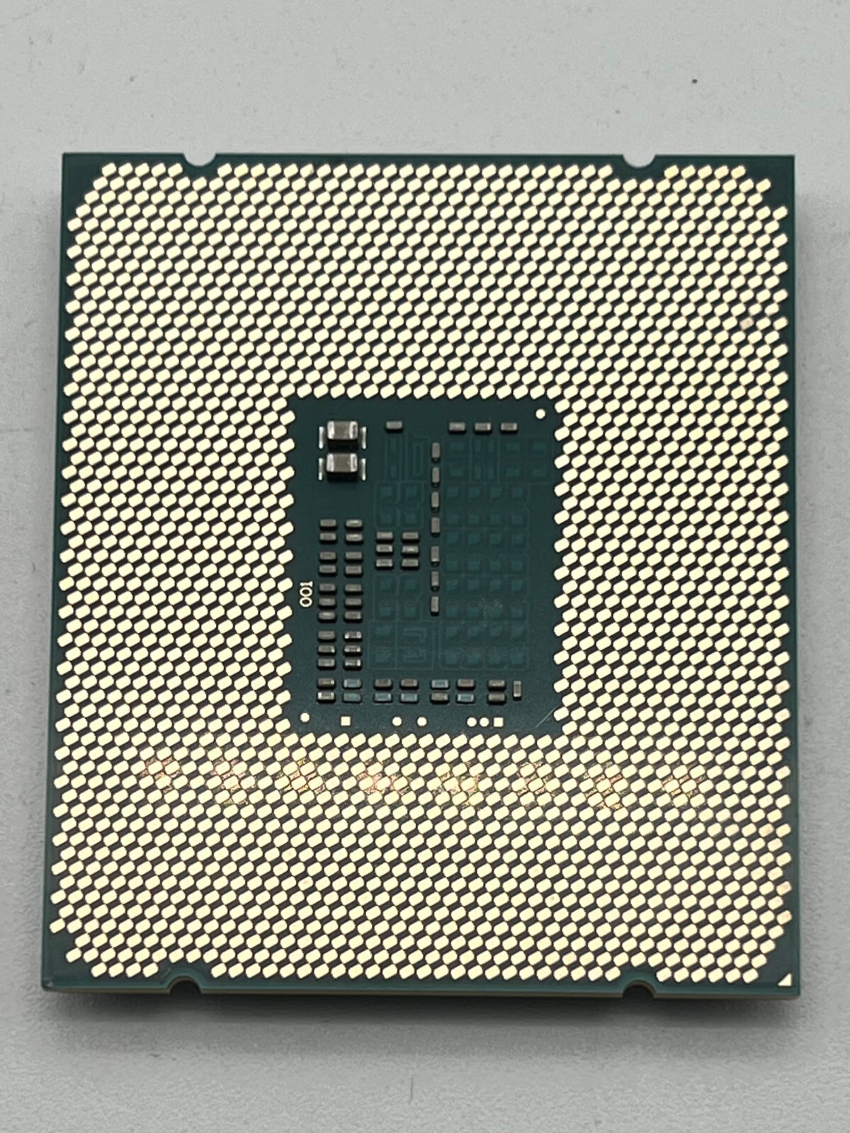 Intel Xeon E5-2620V3 Processor Six-Core Cache 2.40GHz SR207 CPU Socket LGA2011-3
