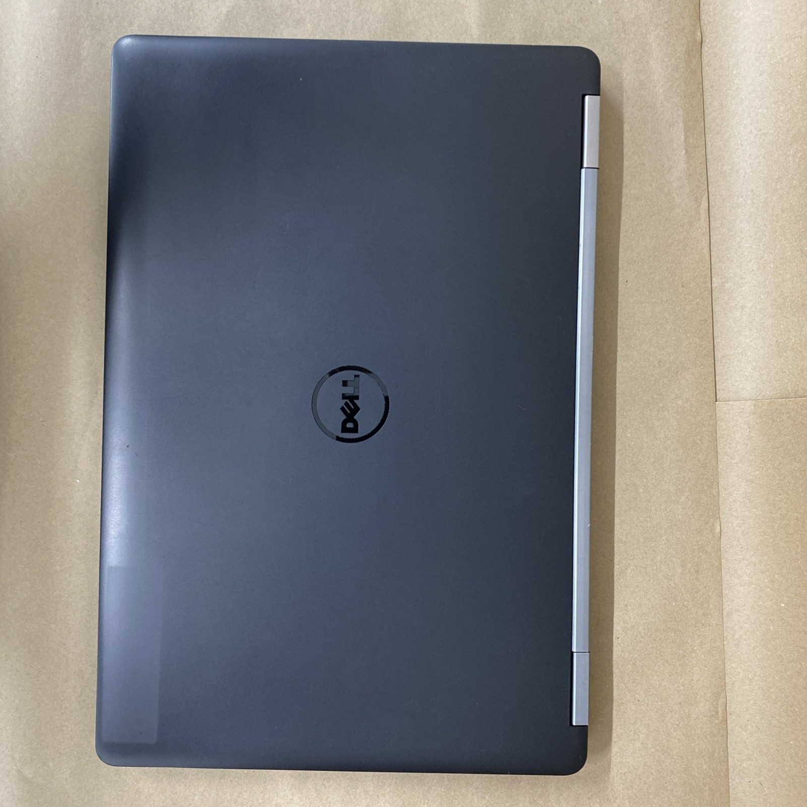 Dell Latitude E5570 – 15″ FHD – i7-6600U – 8GB – 128GB SSD – Win 10 Pro – READ